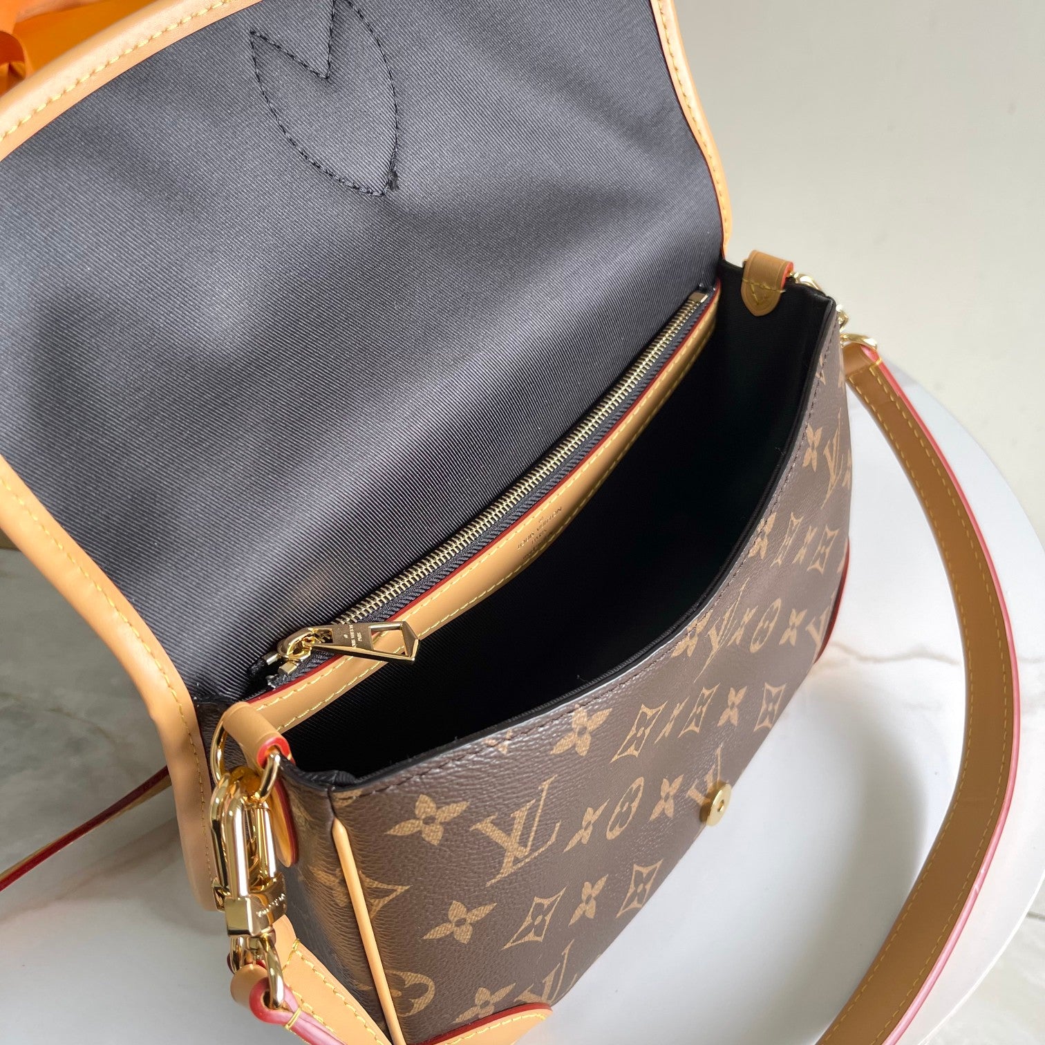 LuxluxHouse Best Quality Bags Louis Vuitton Women Men