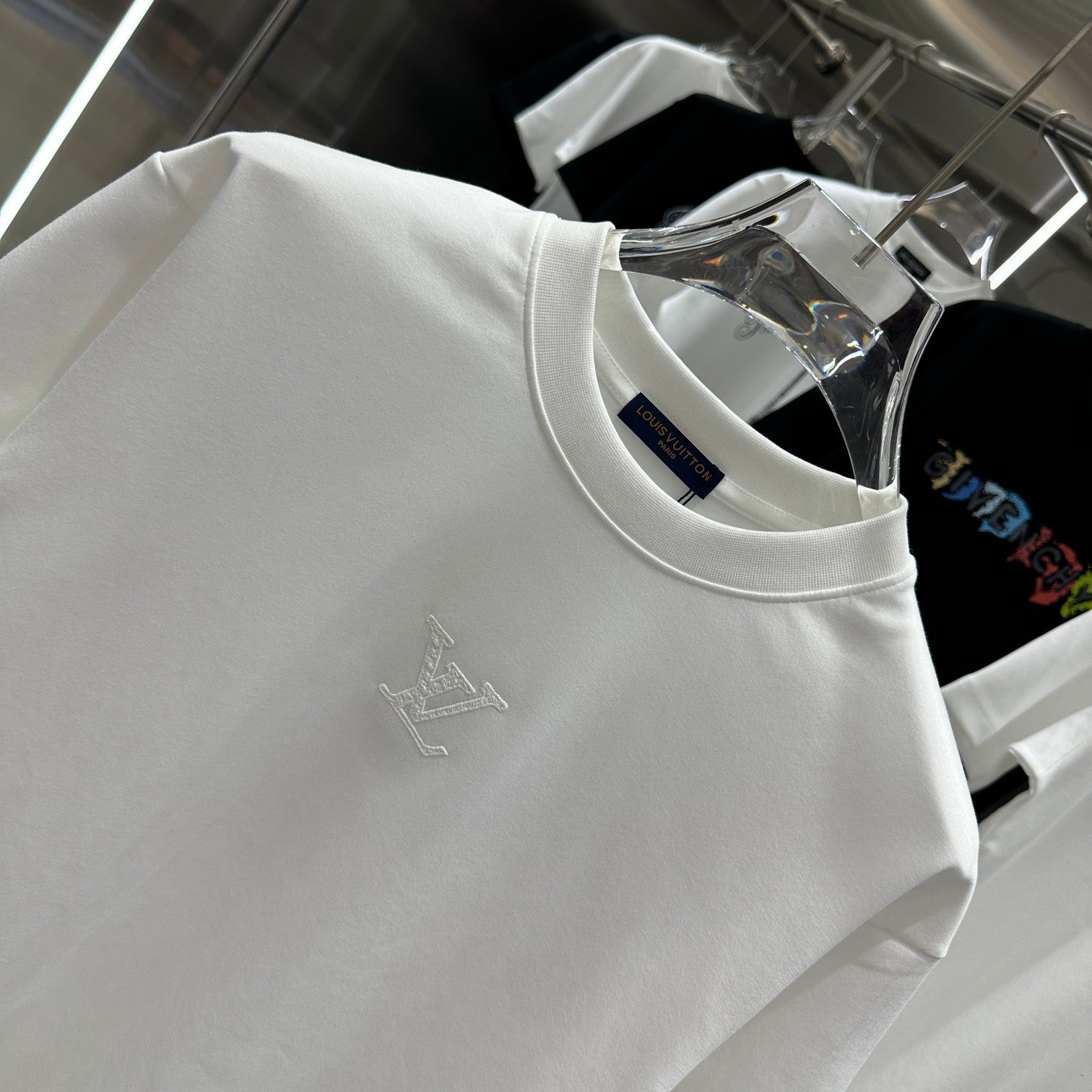 LuxluxHouse Best Quality Clothes T-shirt Louis Vuitton
