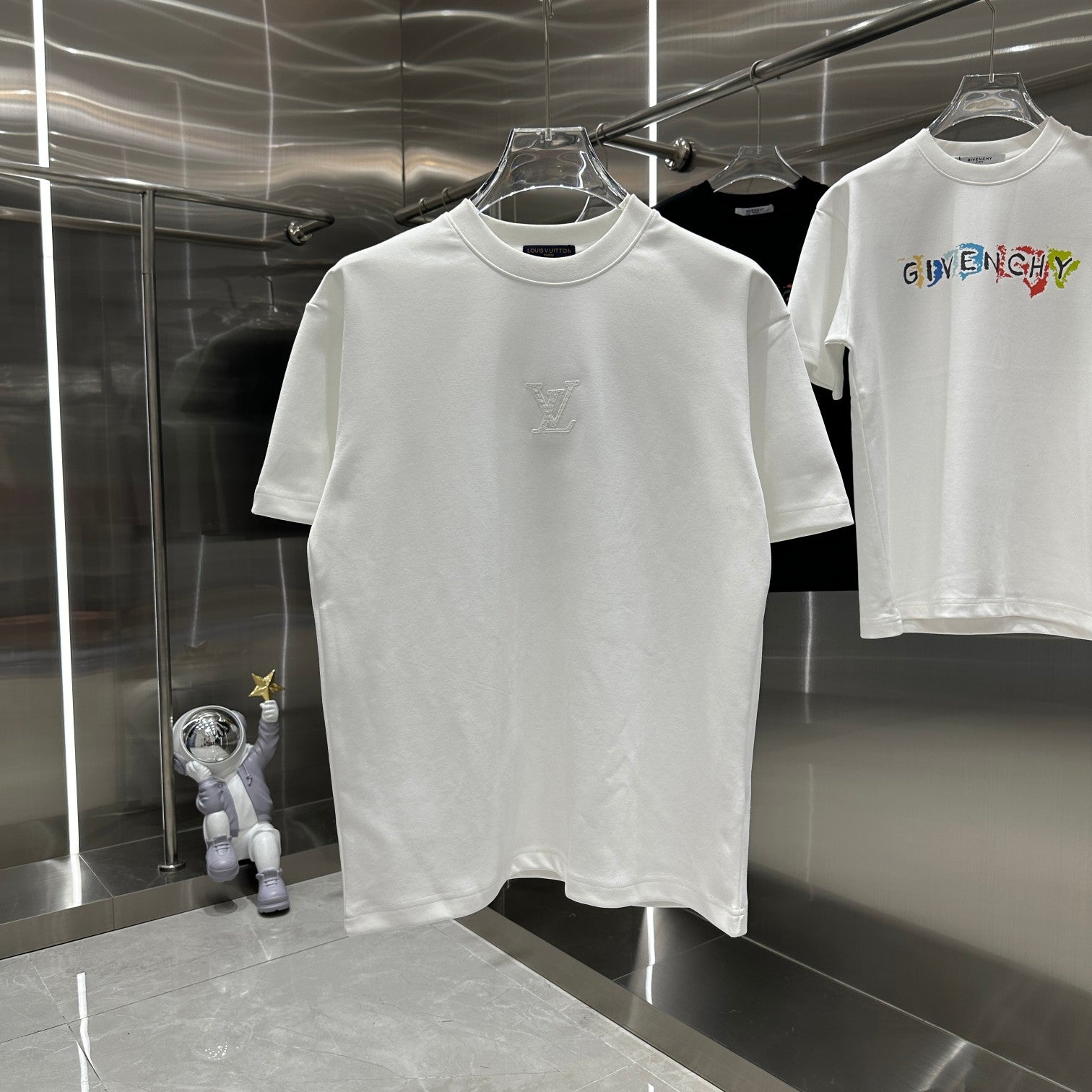 LuxluxHouse Best Quality Clothes T-shirt Louis Vuitton