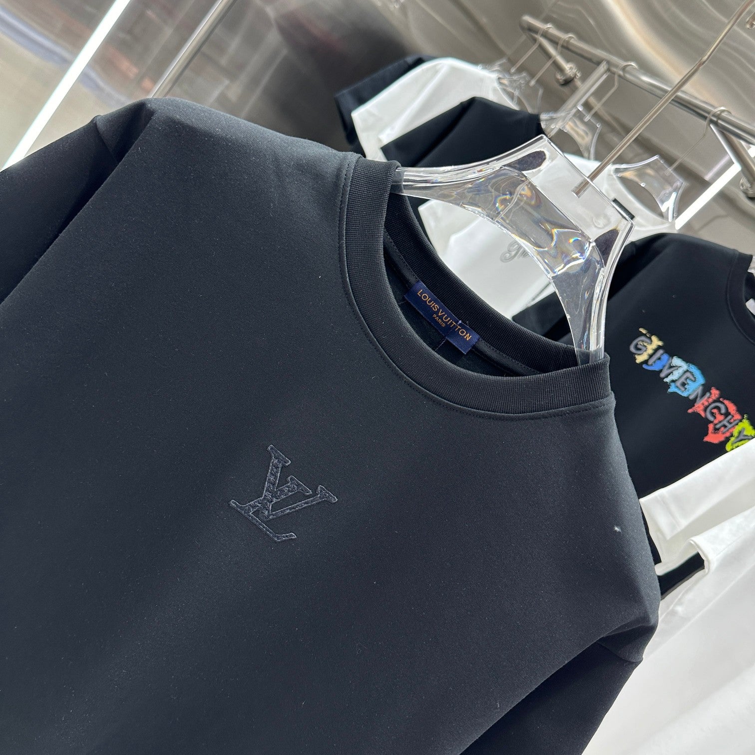 LuxluxHouse Best Quality Clothes T-shirt Louis Vuitton