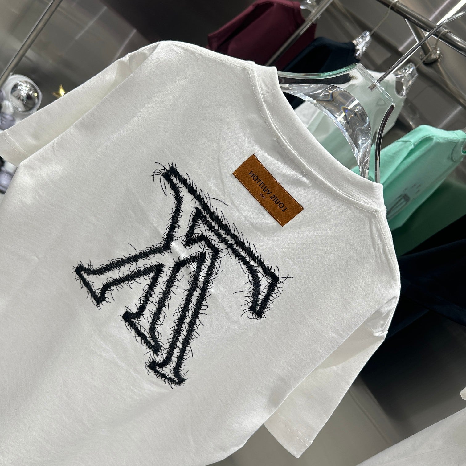 LuxluxHouse Best Quality Clothes T-shirt Louis Vuitton