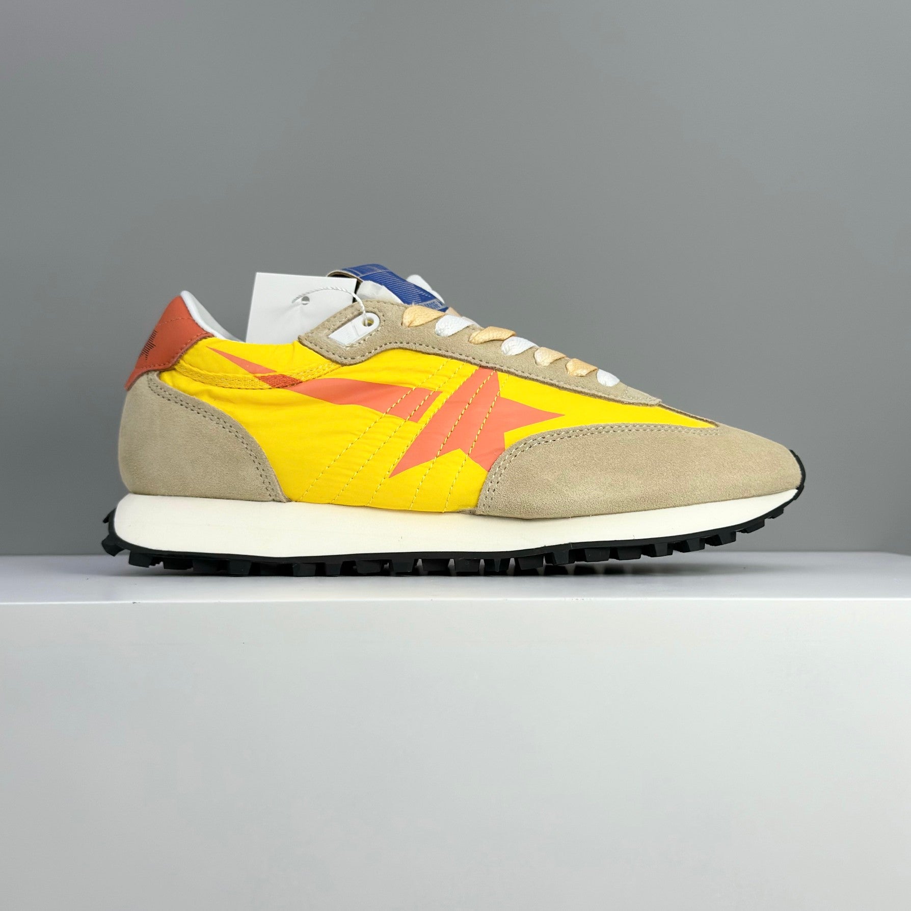 LuxluxHouse Best Quality Shoes Golden Goose
