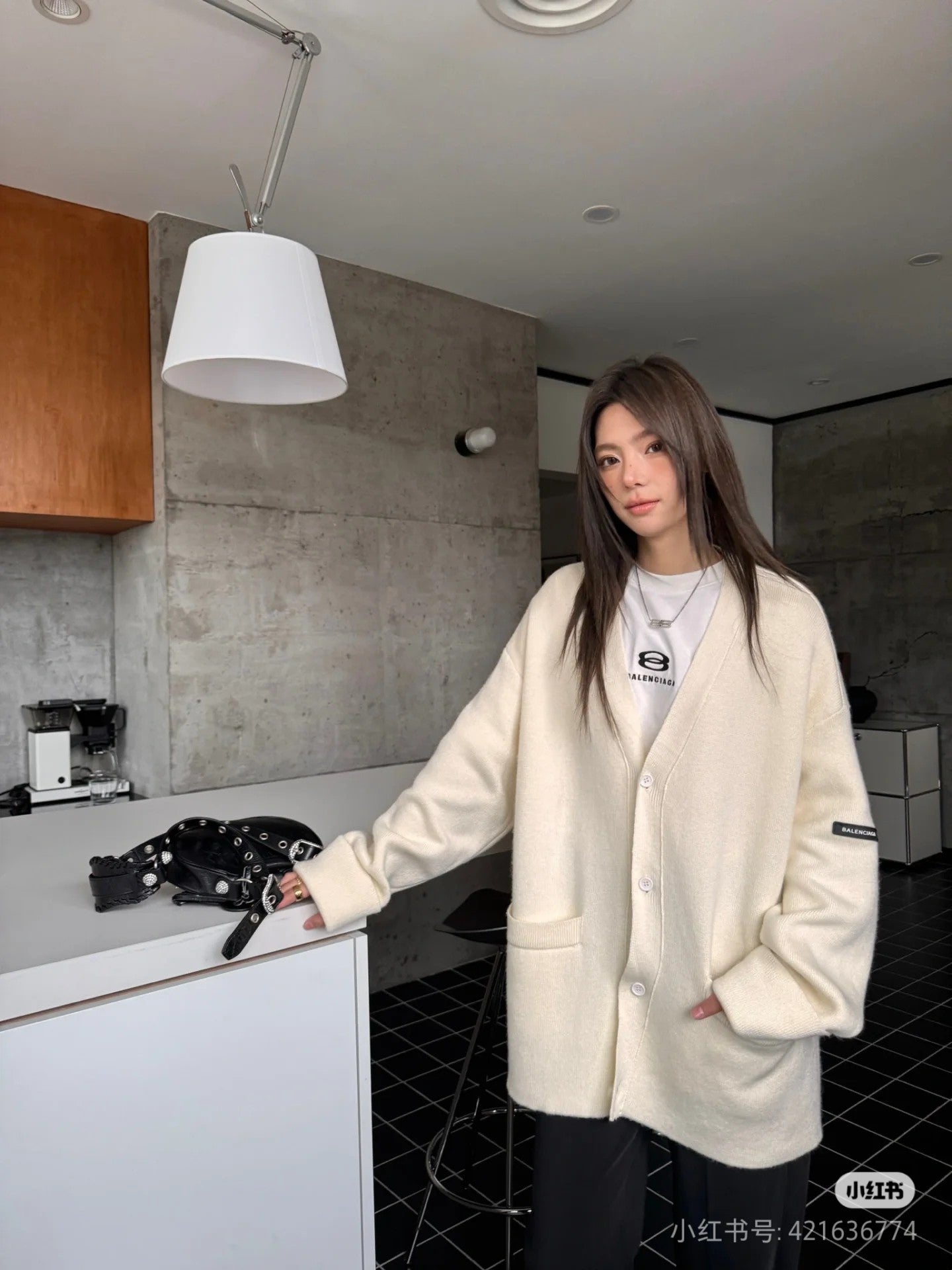 LuxluxHouse Best Quality Clothes Balenciaga Hoodie & Sweater