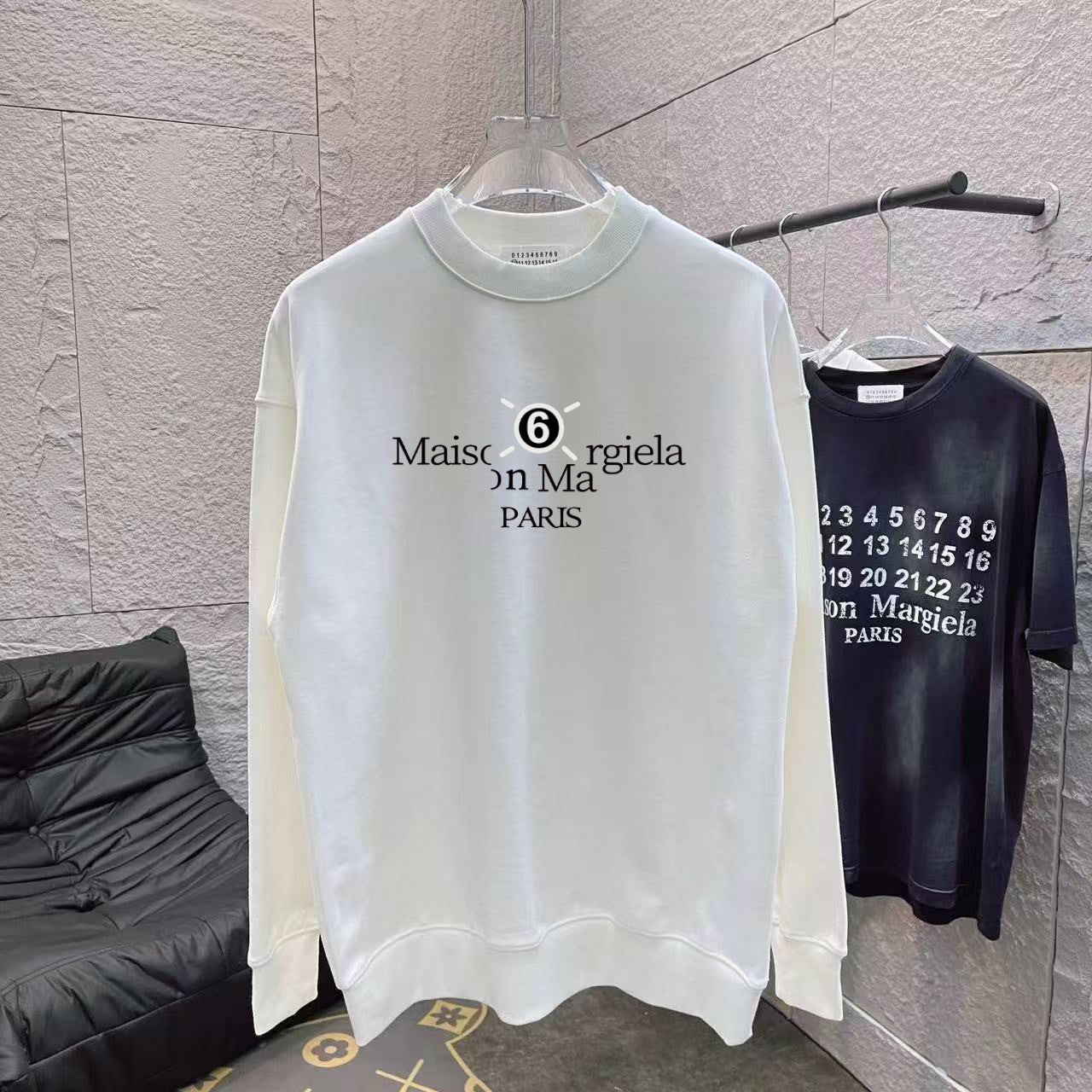 LuxluxHouse Best Quality Clothes T-shirt Chanel & Maison Margiela