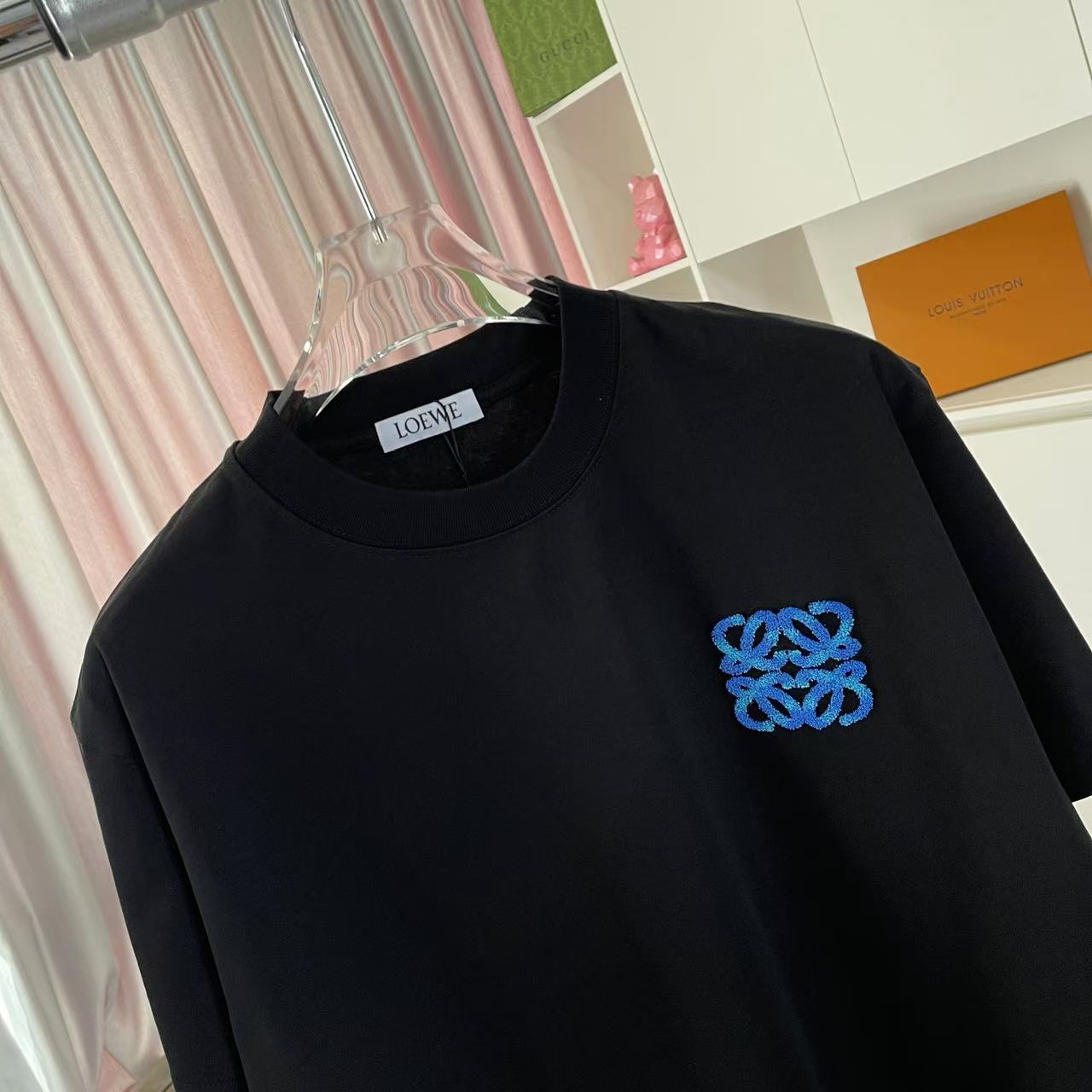 LuxluxHouse Best Quality Clothes T-shirt Loewe