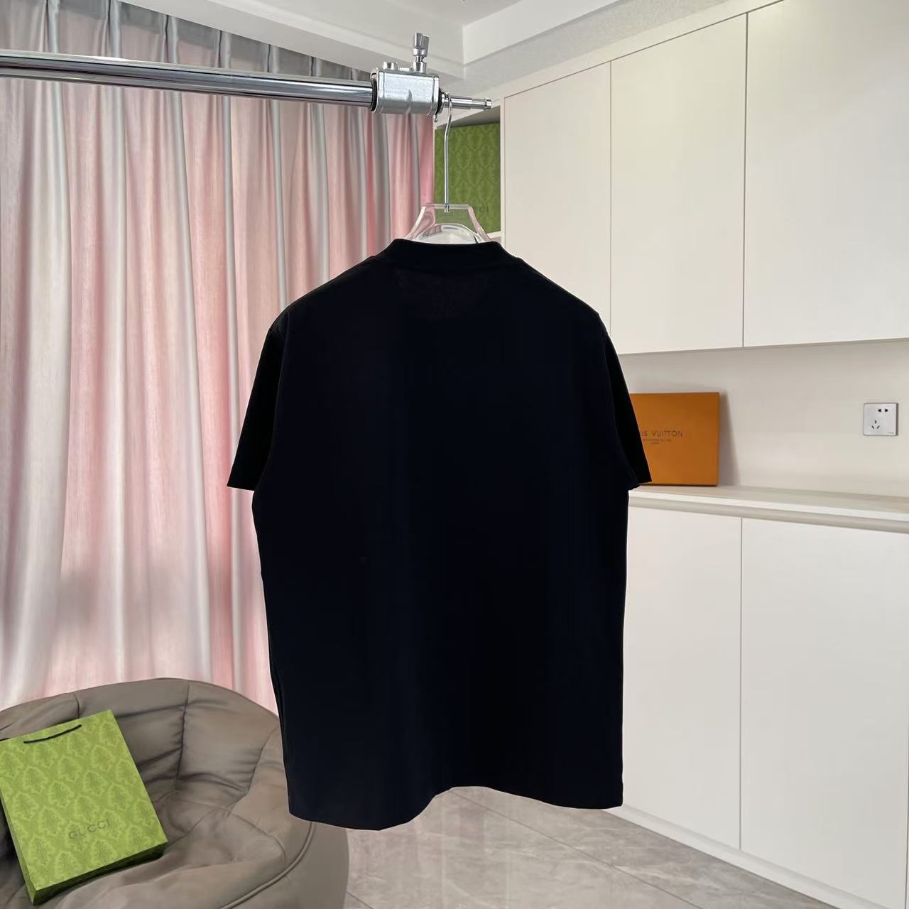 LuxluxHouse Best Quality Clothes T-shirt Loewe