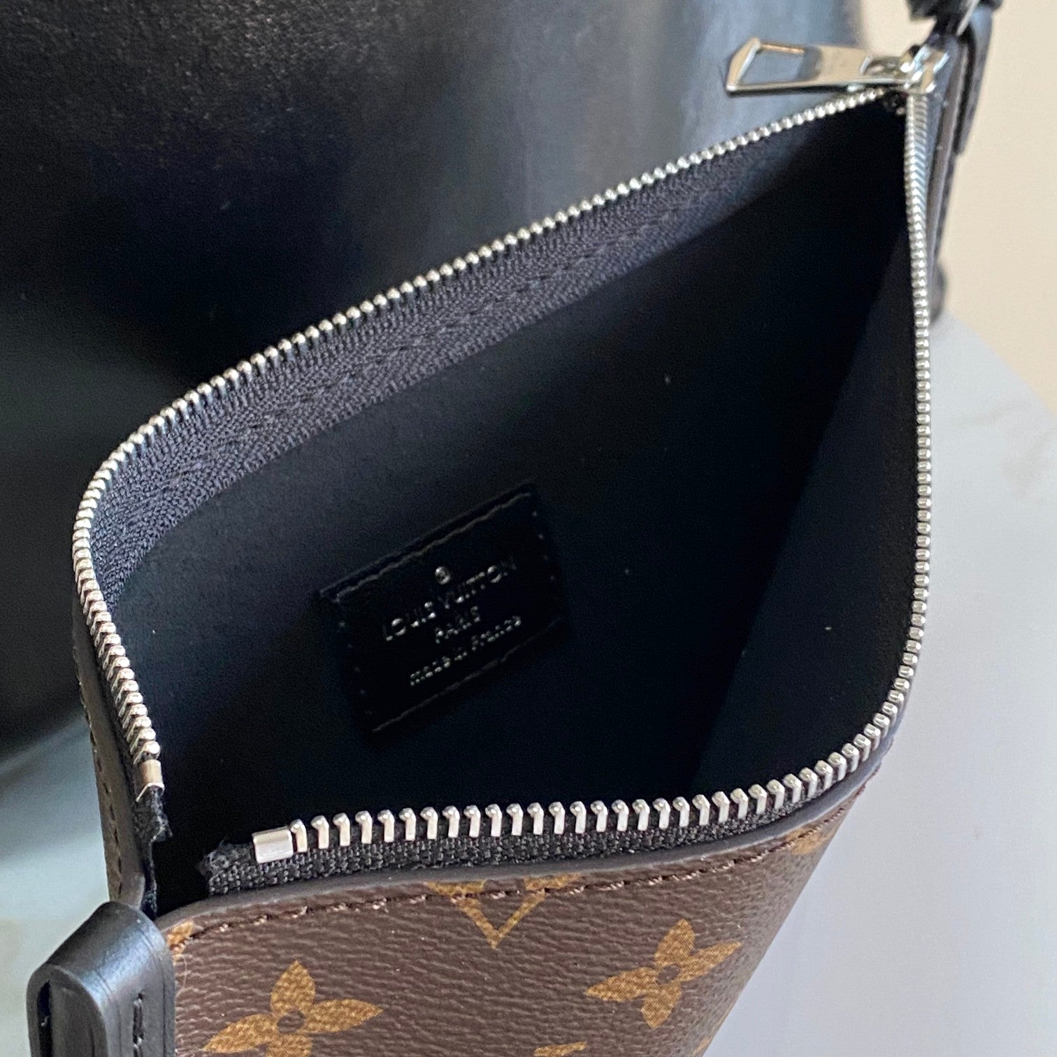 LuxluxHouse Best Quality Bags Louis Vuitton Women Men