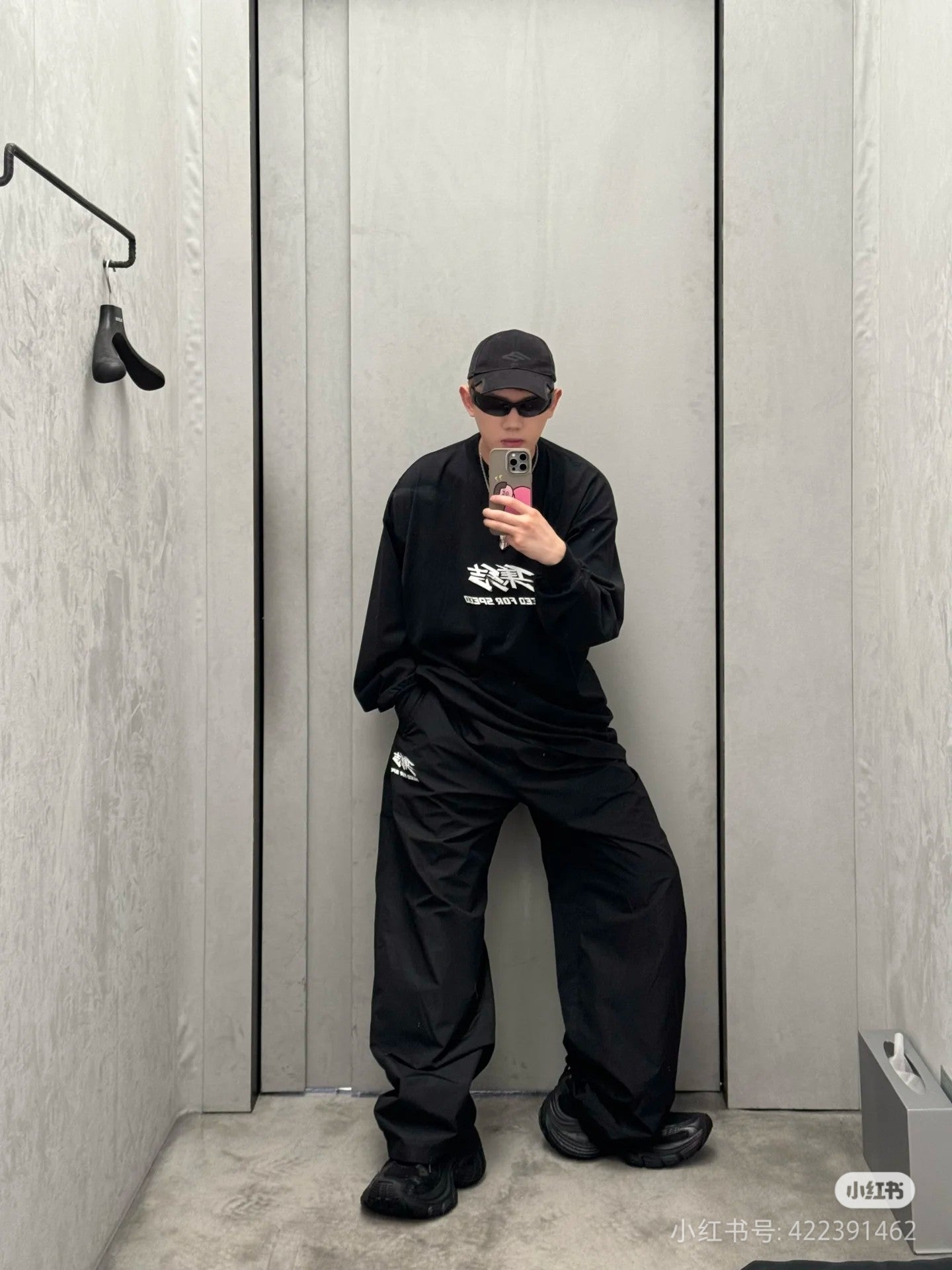 LuxluxHouse Best Quality Clothes Balenciaga Hoodie & Sweater