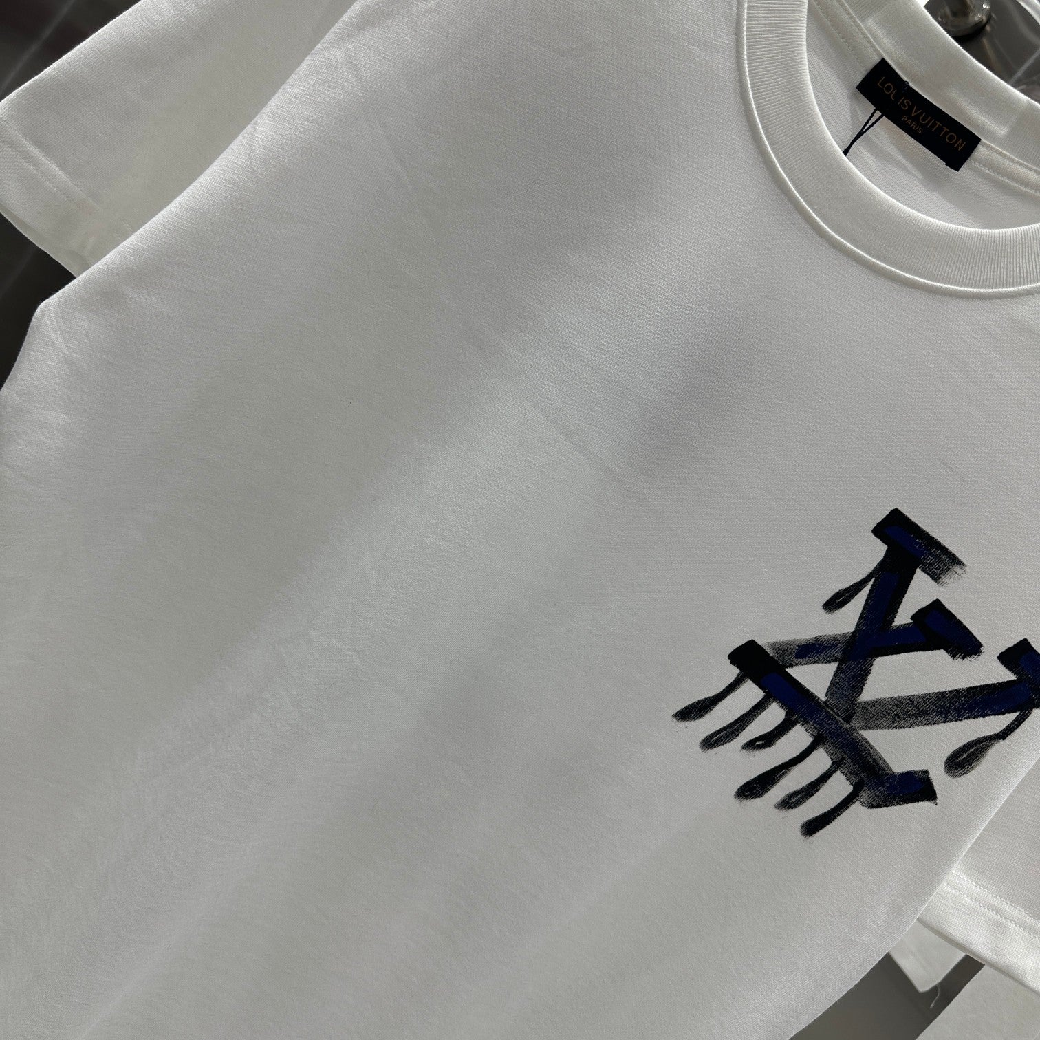 LuxluxHouse Best Quality Clothes T-shirt Louis Vuitton