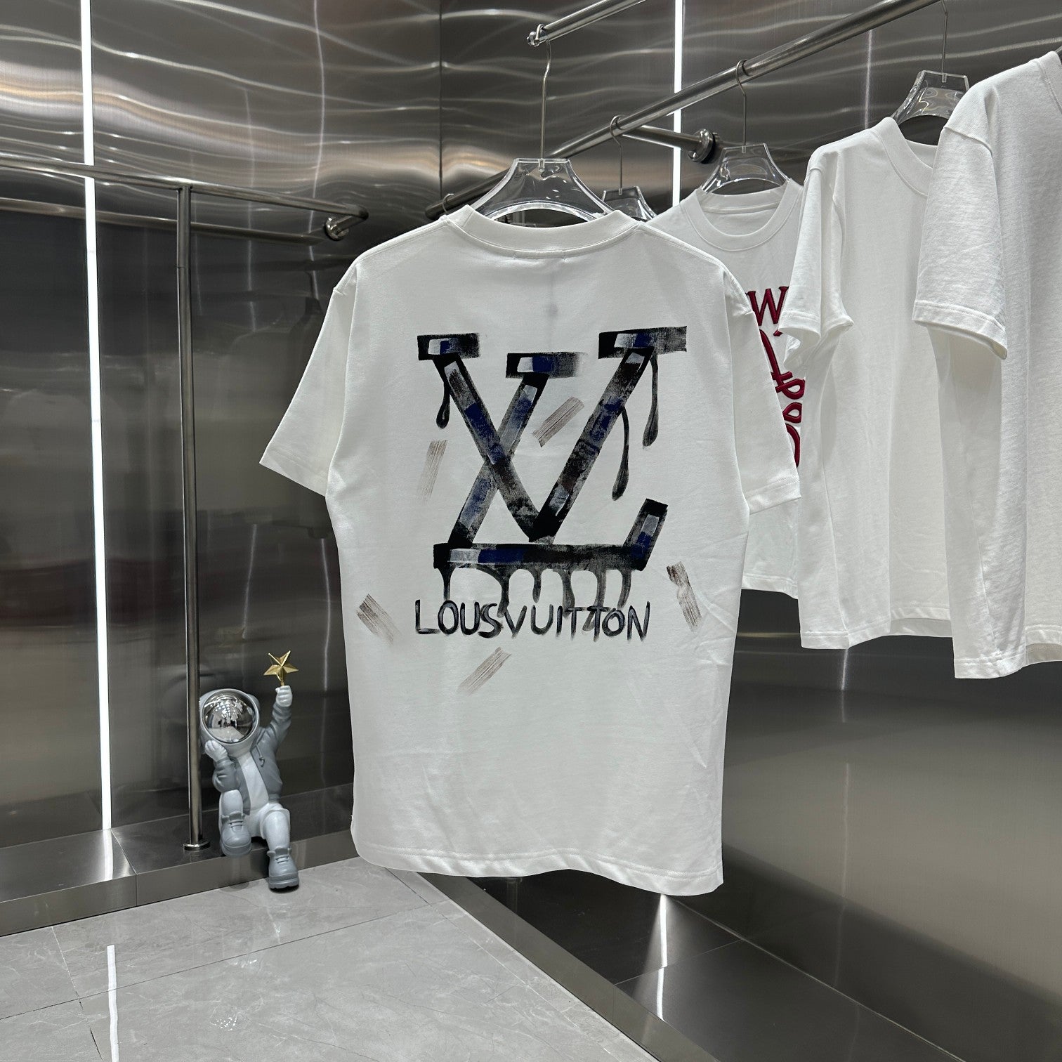 LuxluxHouse Best Quality Clothes T-shirt Louis Vuitton