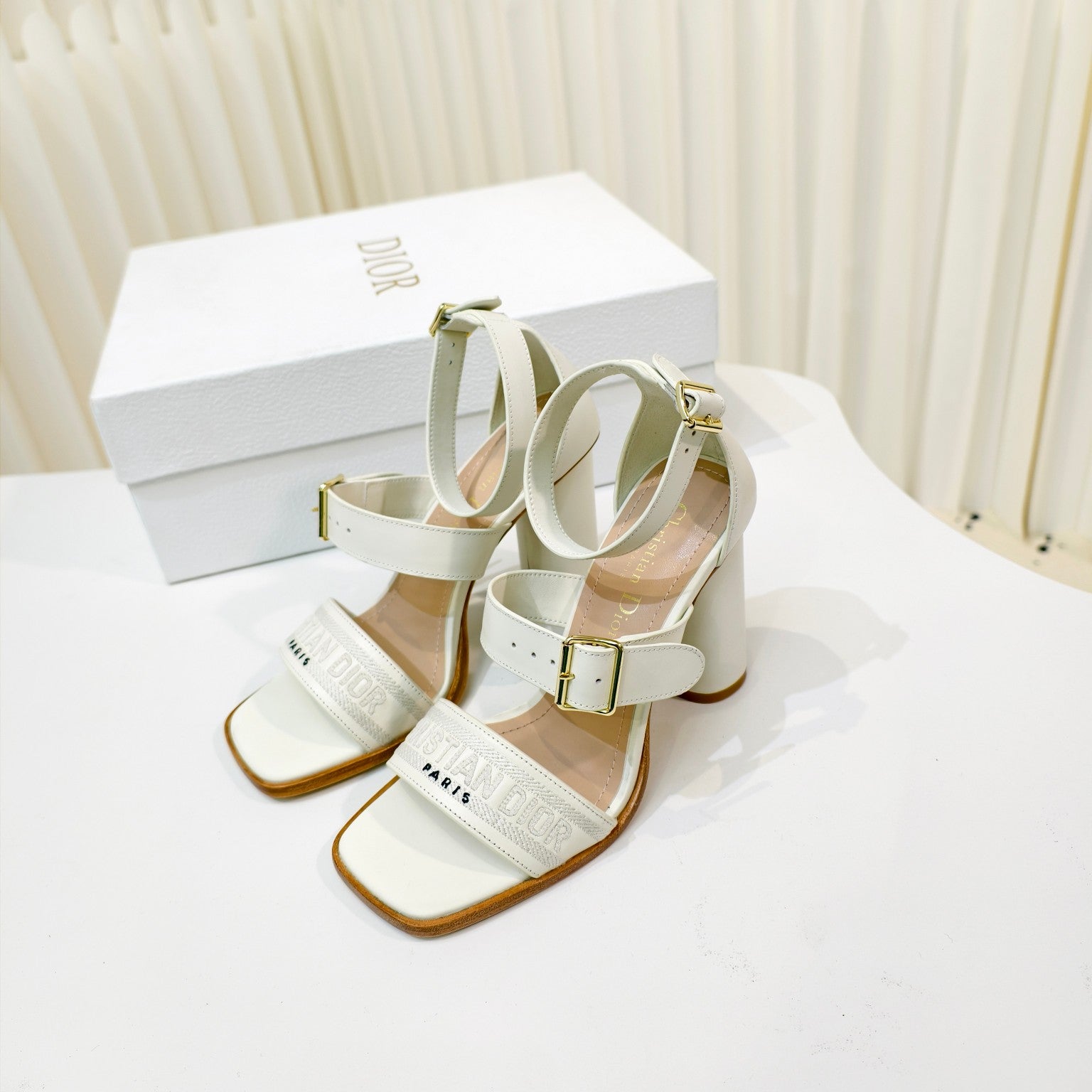 LuxluxHouse Best Quality Women Shoes Dior