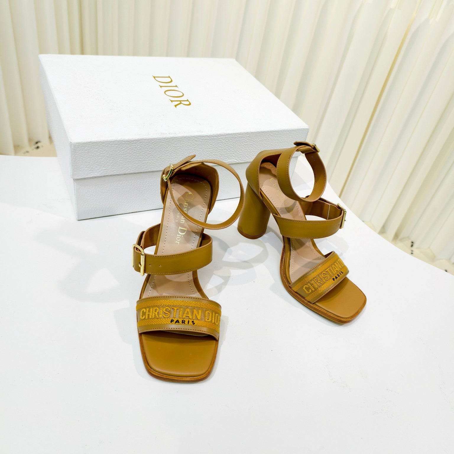 LuxluxHouse Best Quality Women Shoes Dior