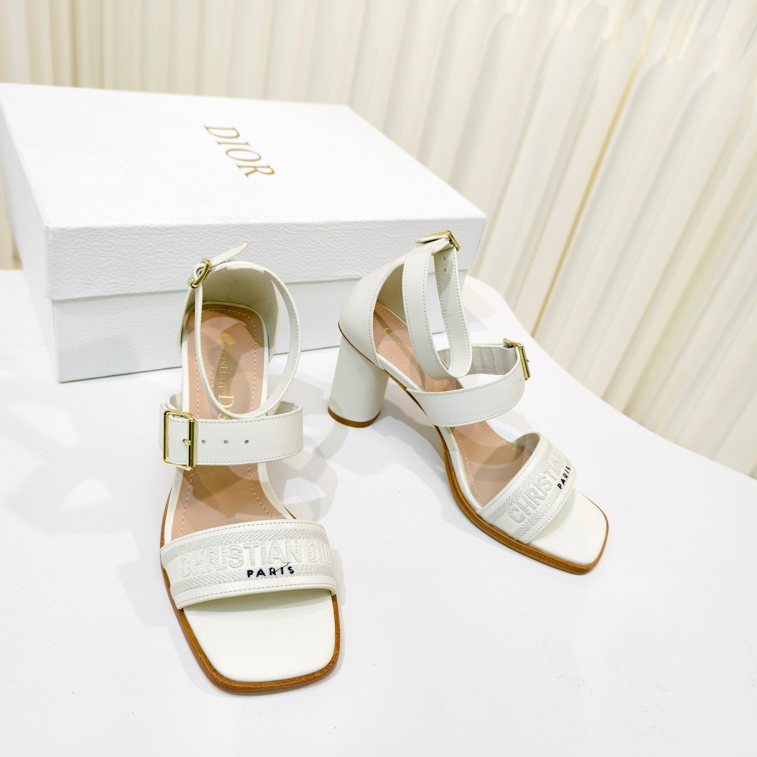 LuxluxHouse Best Quality Women Shoes Dior