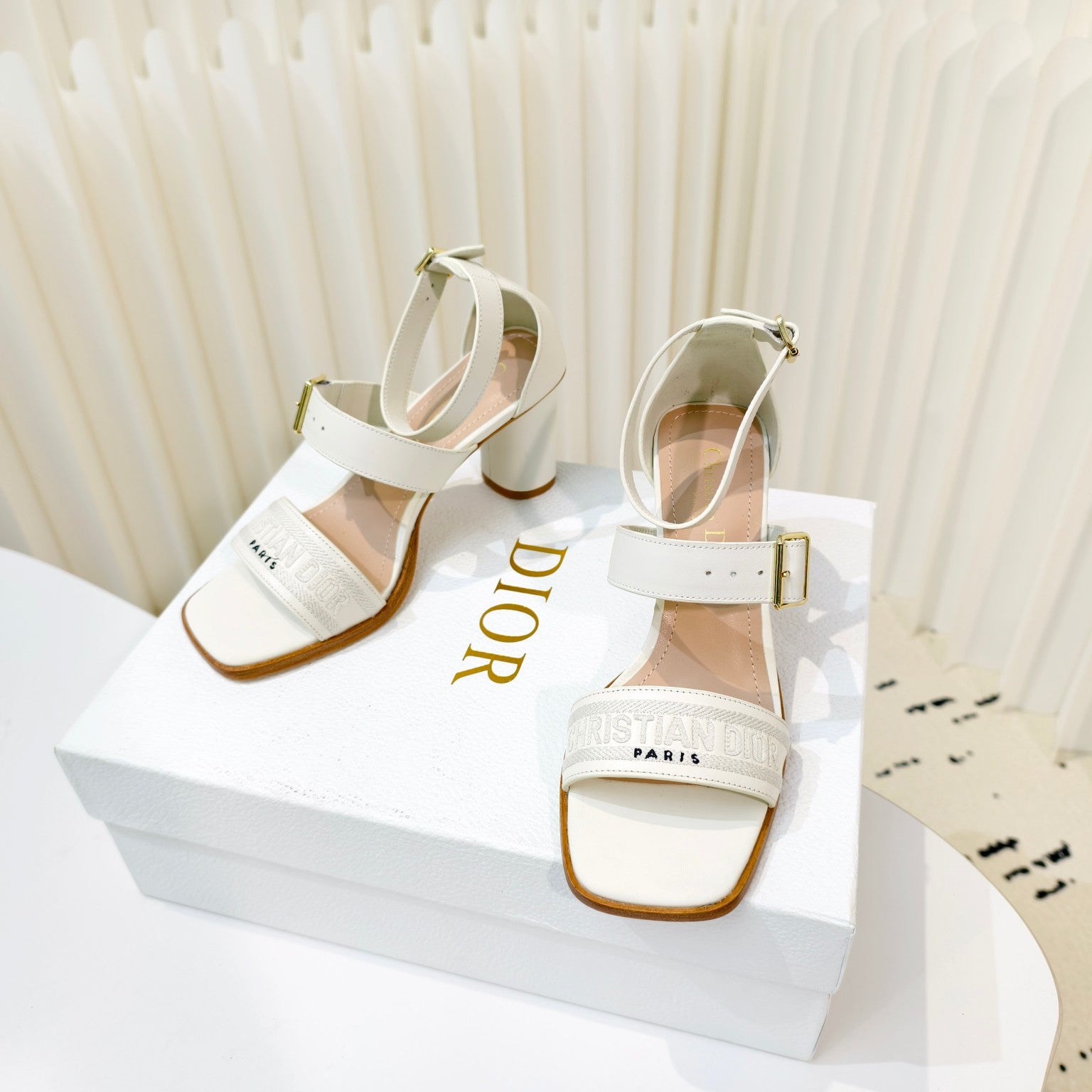 LuxluxHouse Best Quality Women Shoes Dior