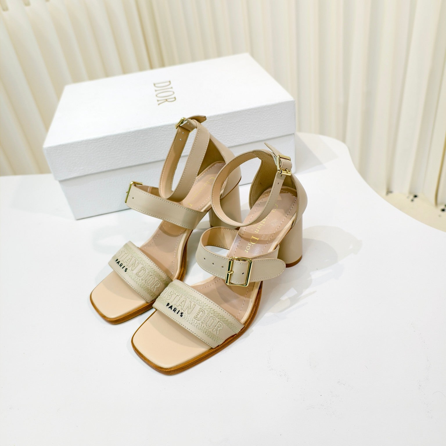 LuxluxHouse Best Quality Women Shoes Dior