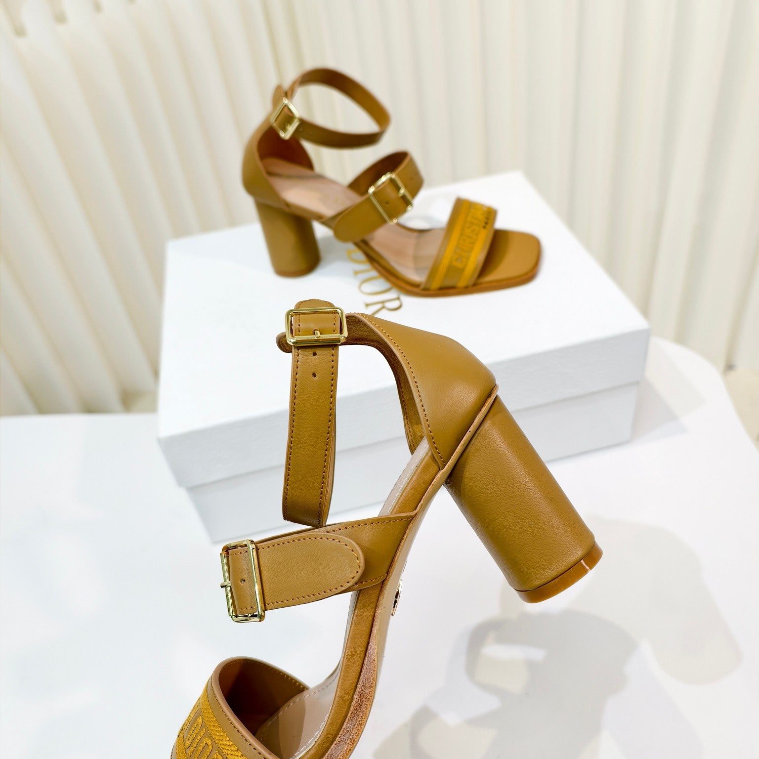 LuxluxHouse Best Quality Women Shoes Dior