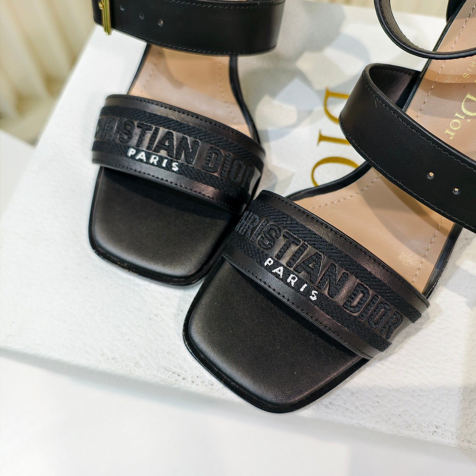 LuxluxHouse Best Quality Women Shoes Dior