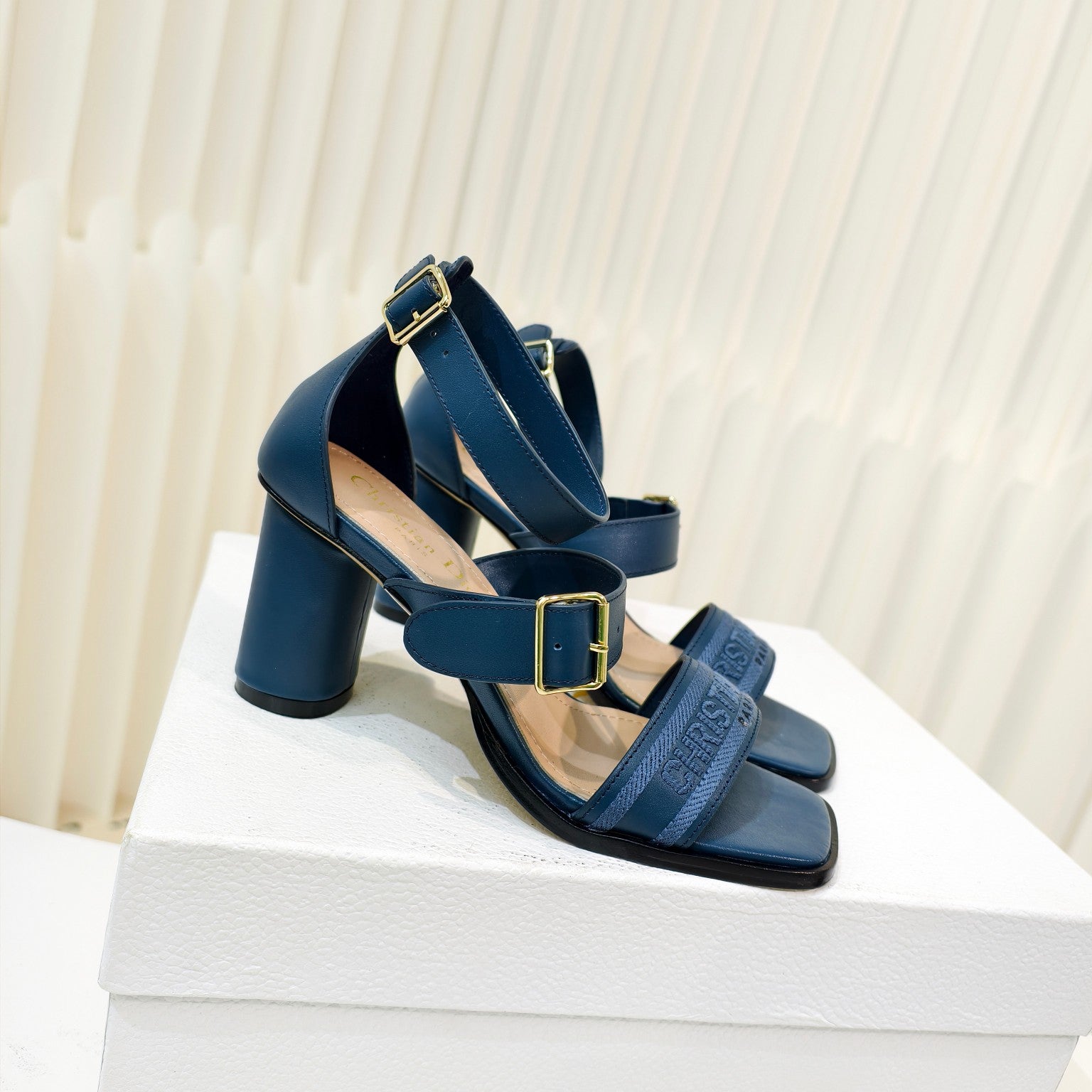 LuxluxHouse Best Quality Women Shoes Dior