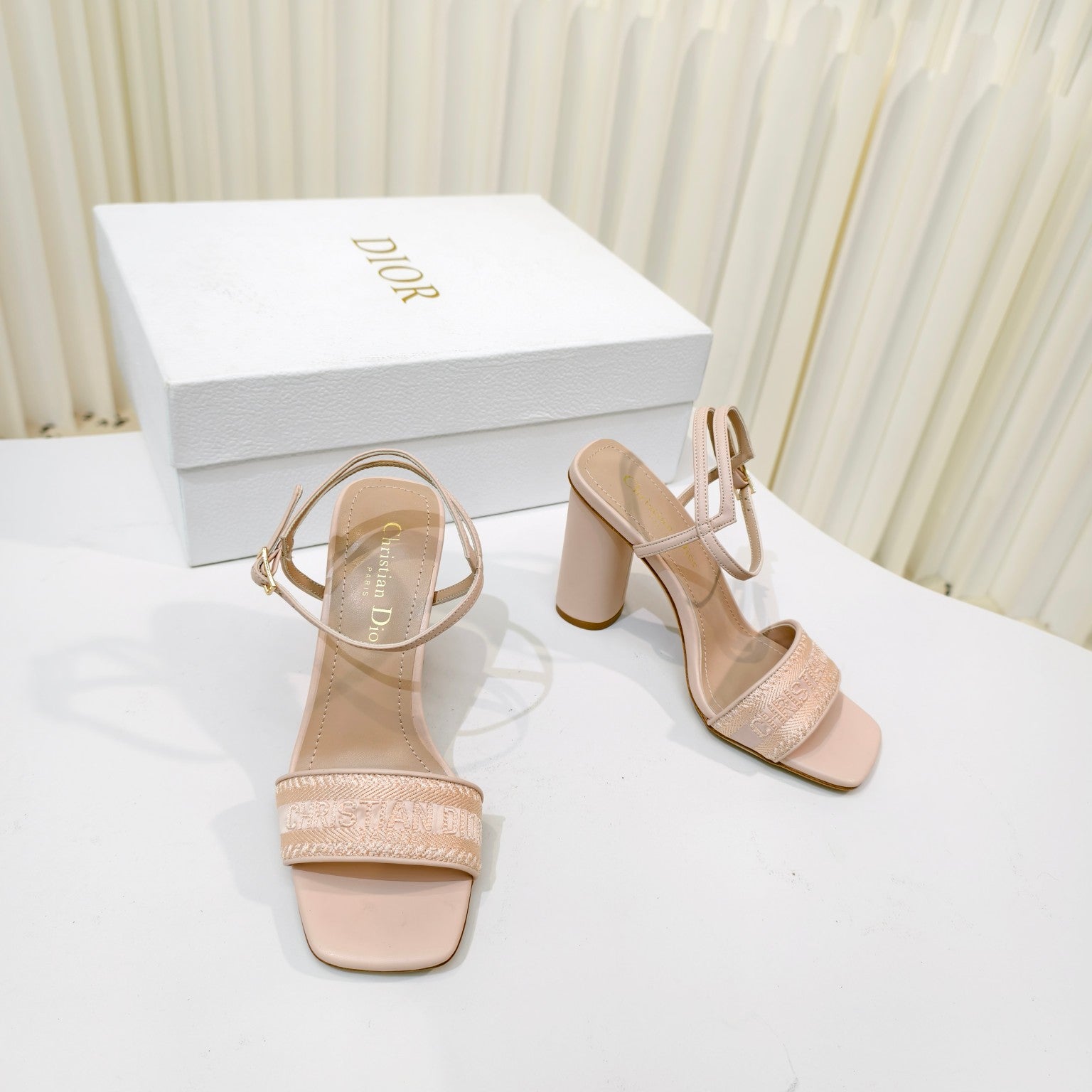 LuxluxHouse Best Quality Women Shoes Dior