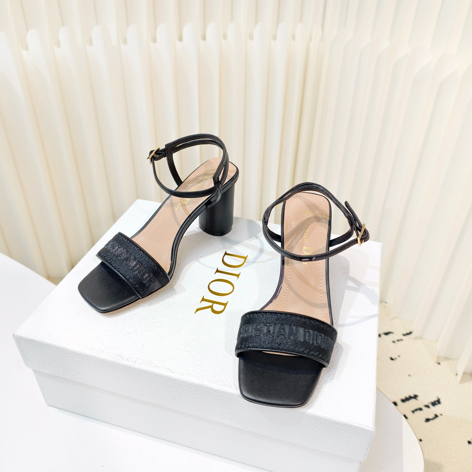 LuxluxHouse Best Quality Women Shoes Dior