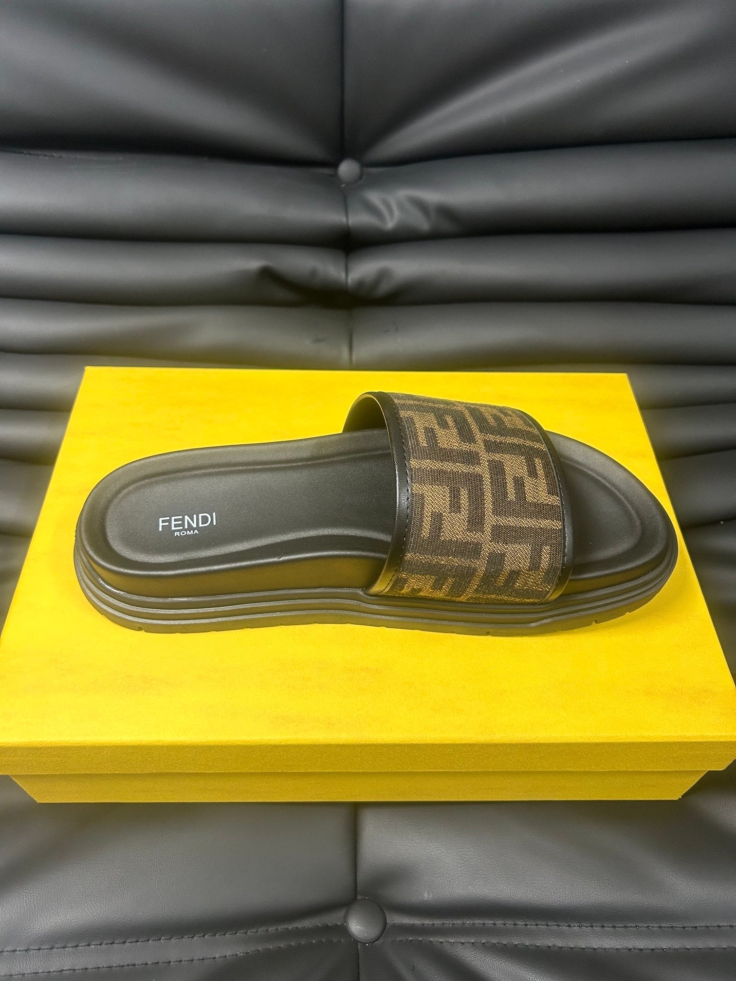 LuxluxHouse Best Quality Sandals Fendi