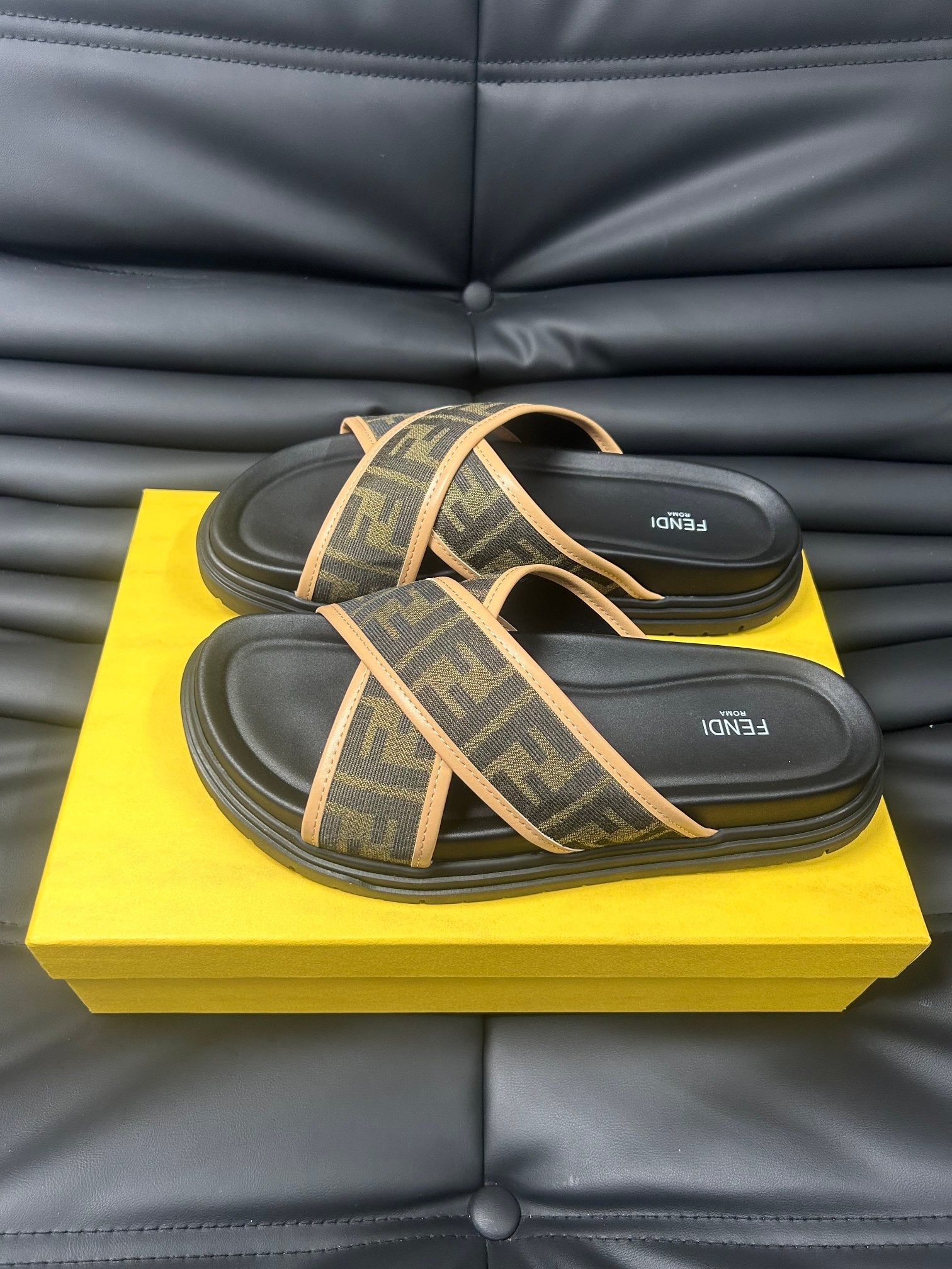 LuxluxHouse Best Quality Sandals Fendi