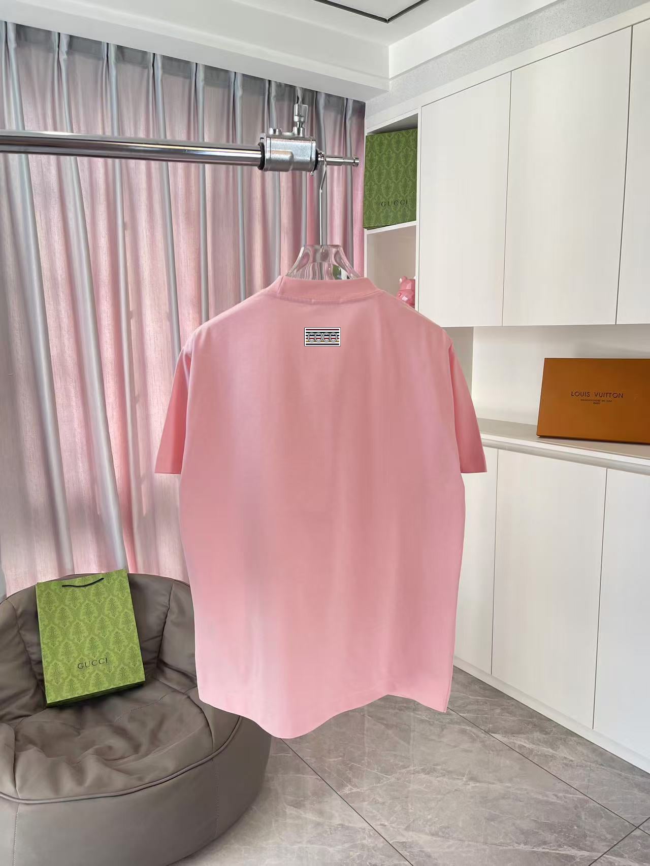 LuxluxHouse Best Quality Clothes T-shirt Chanel & Maison Margiela
