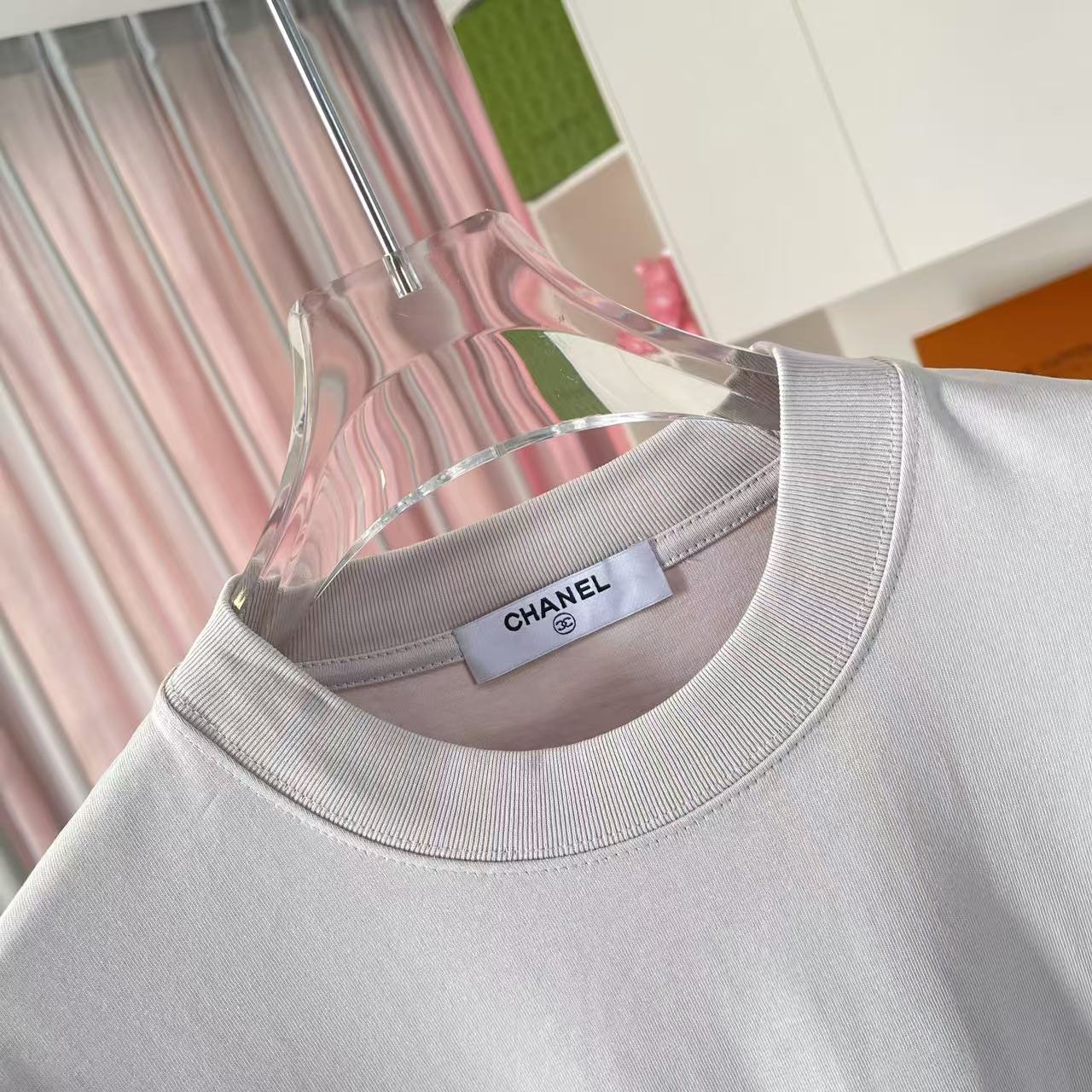 LuxluxHouse Best Quality Clothes T-shirt Chanel & Maison Margiela