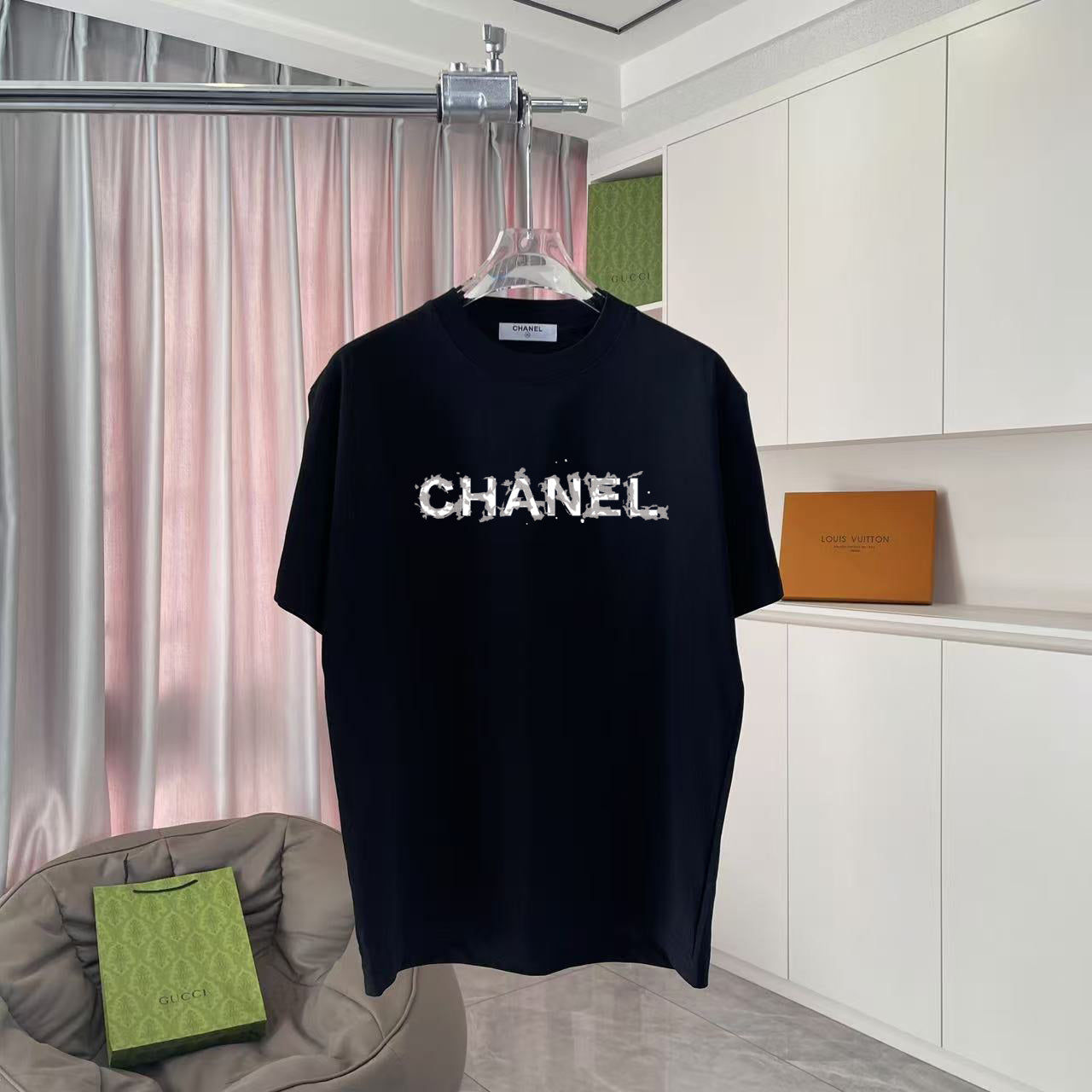 LuxluxHouse Best Quality Clothes T-shirt Chanel & Maison Margiela