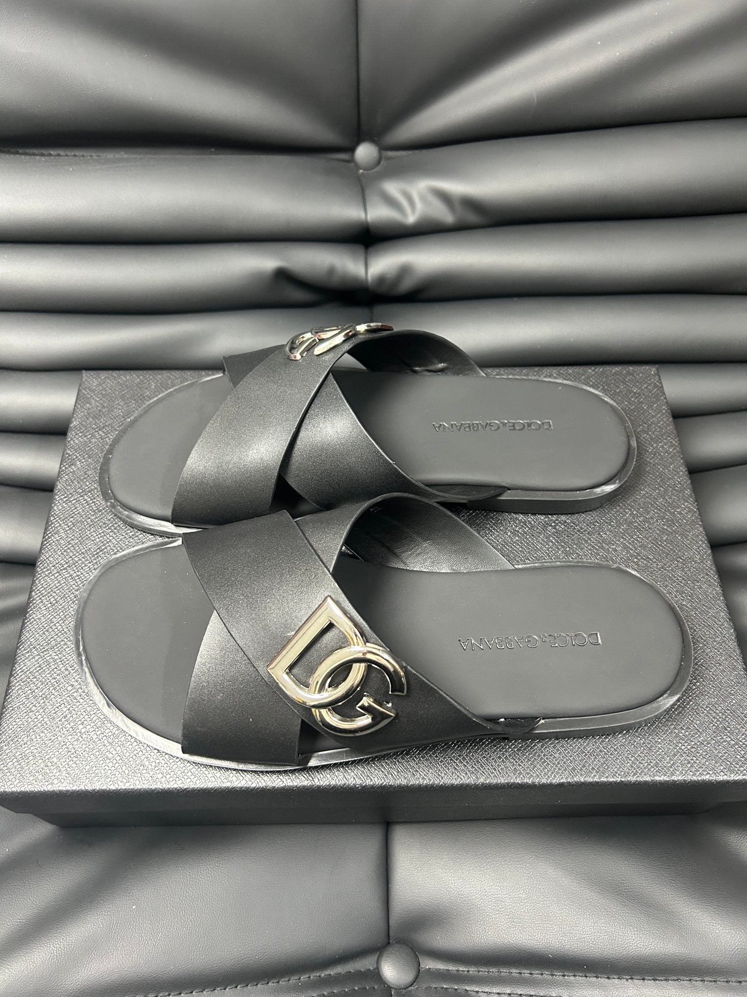 LuxluxHouse Best Quality Sandals Dolce & Gabbana