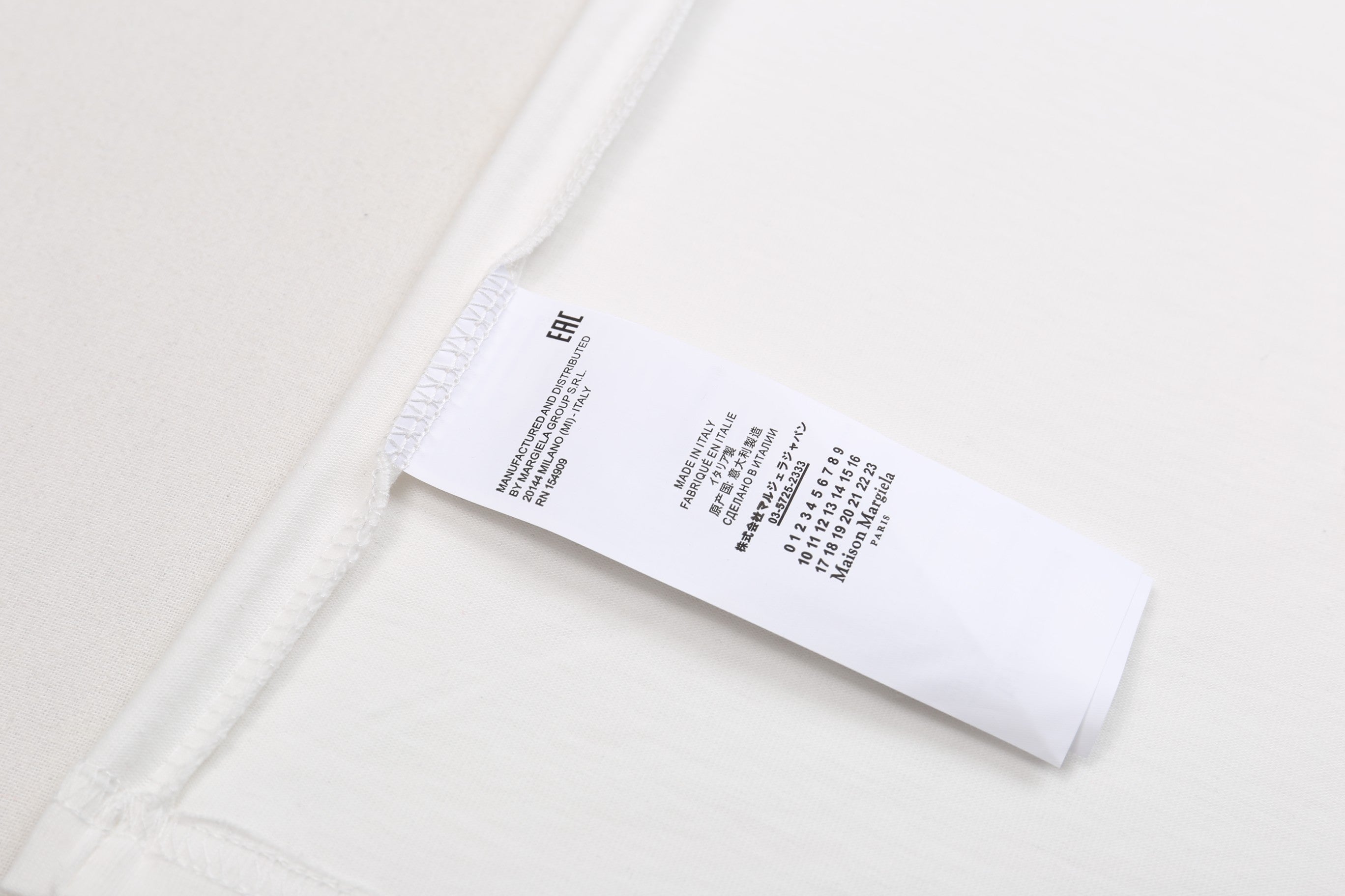 LuxluxHouse Best Quality Clothes T-shirt Chanel & Maison Margiela