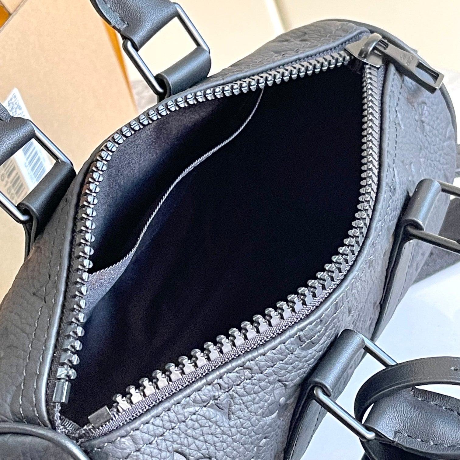 LuxluxHouse Best Quality Bags Louis Vuitton Men