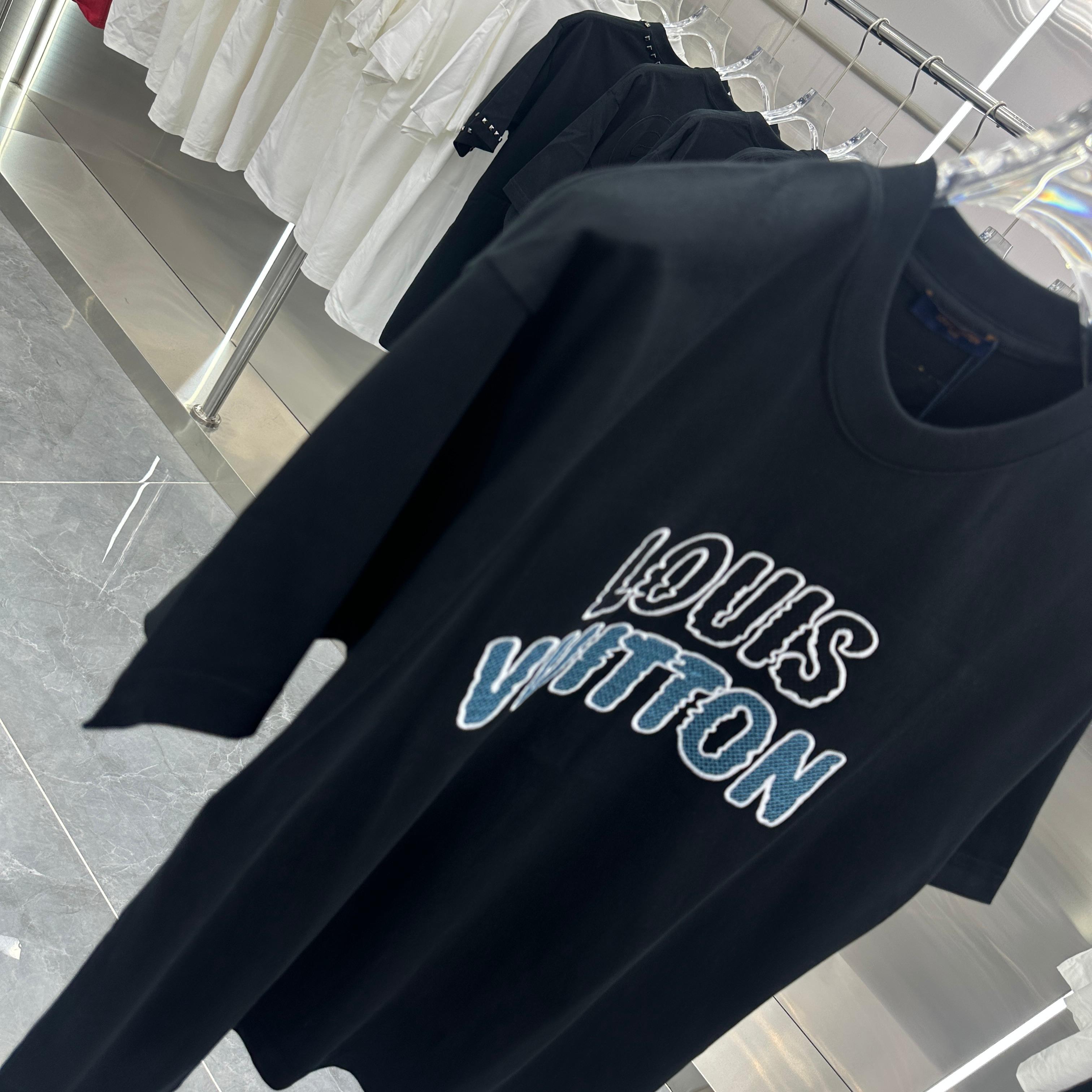 LuxluxHouse Best Quality Clothes T-shirt Louis Vuitton