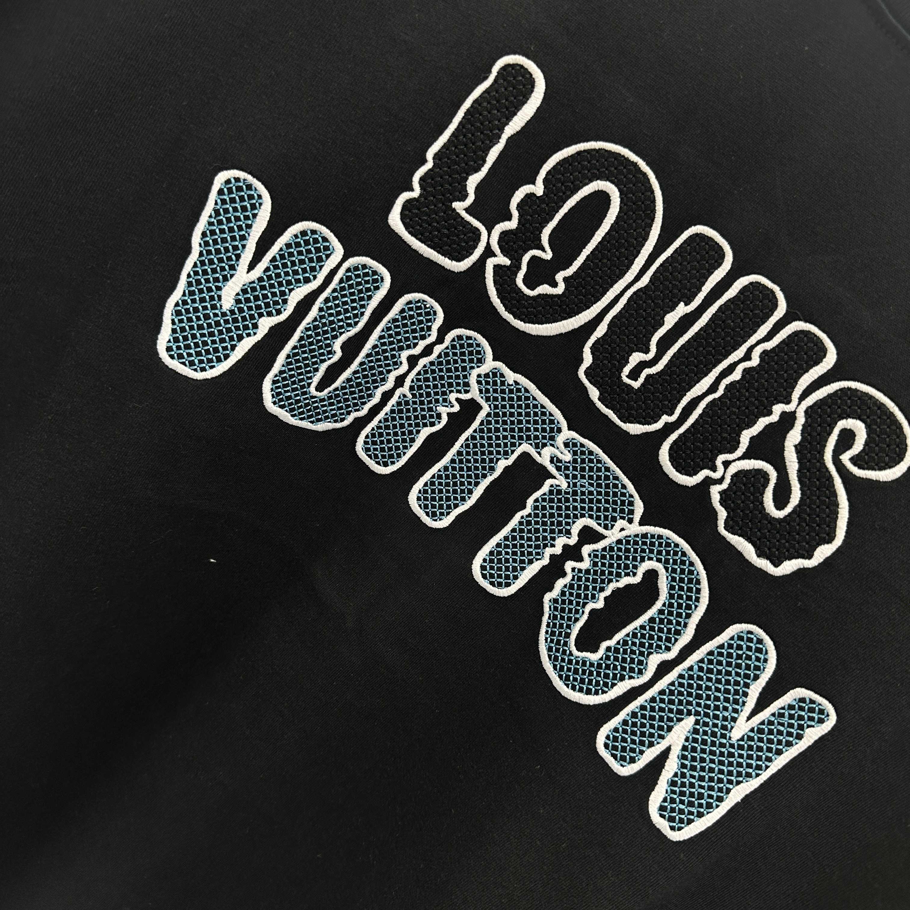 LuxluxHouse Best Quality Clothes T-shirt Louis Vuitton