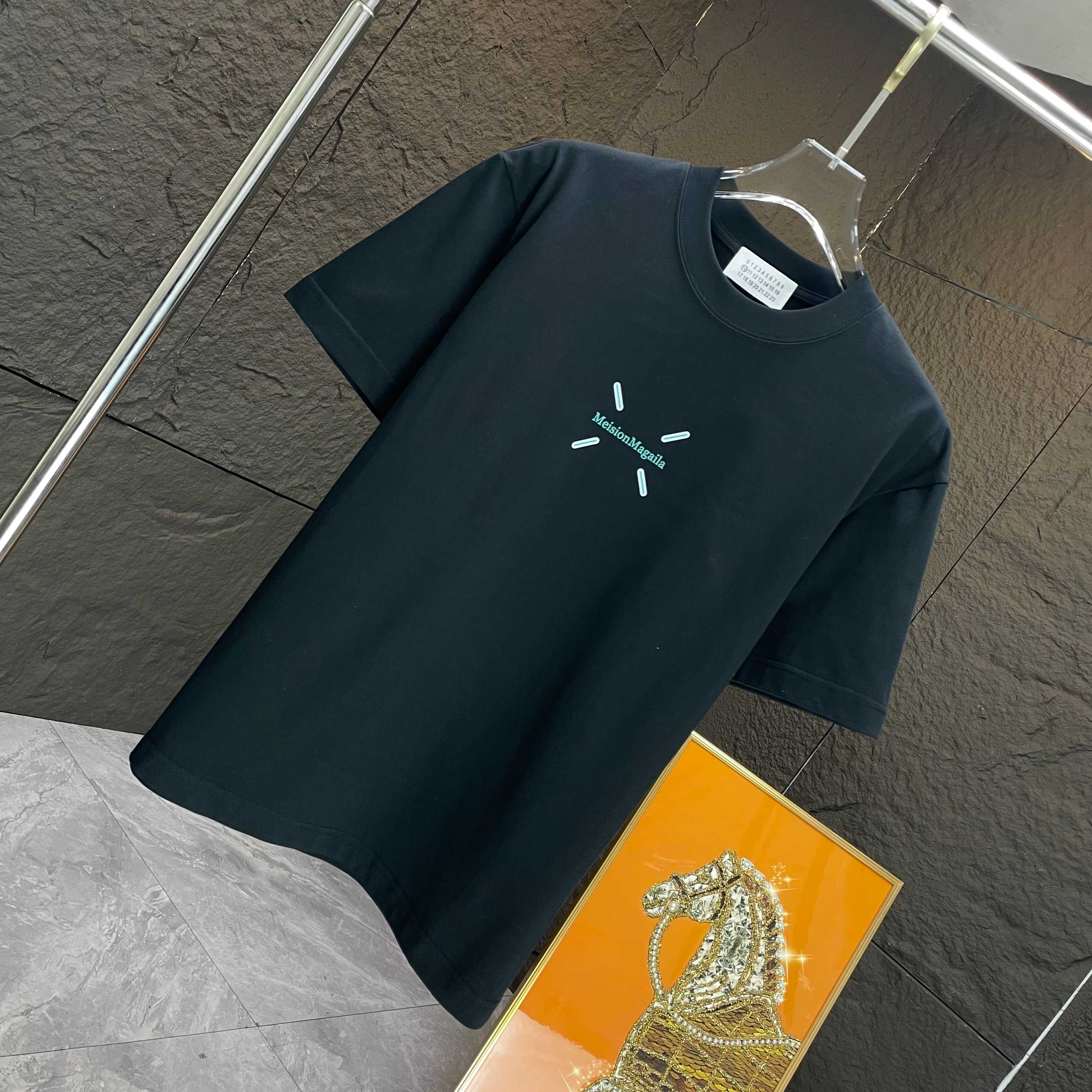 LuxluxHouse Best Quality Clothes T-shirt Chanel & Maison Margiela