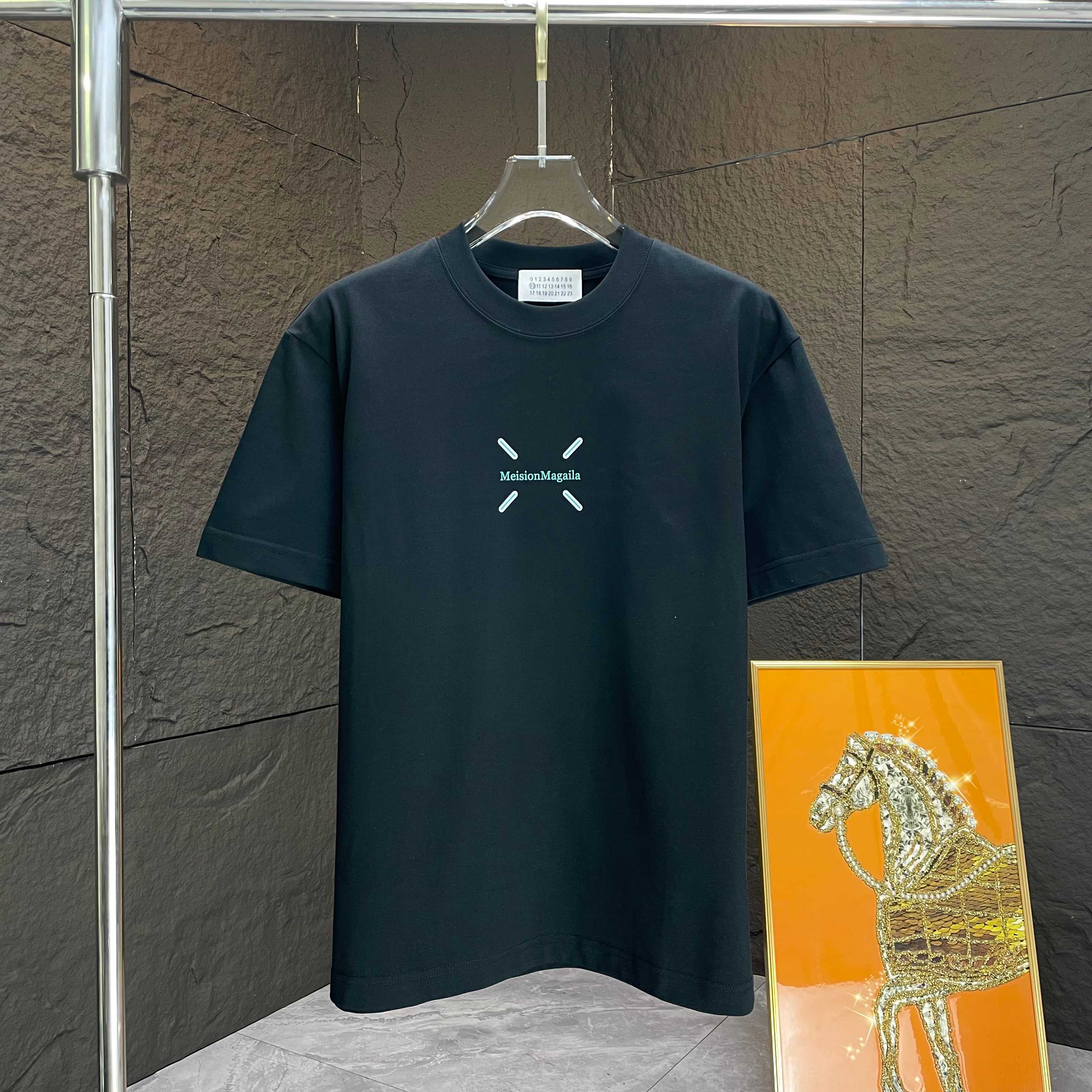 LuxluxHouse Best Quality Clothes T-shirt Chanel & Maison Margiela