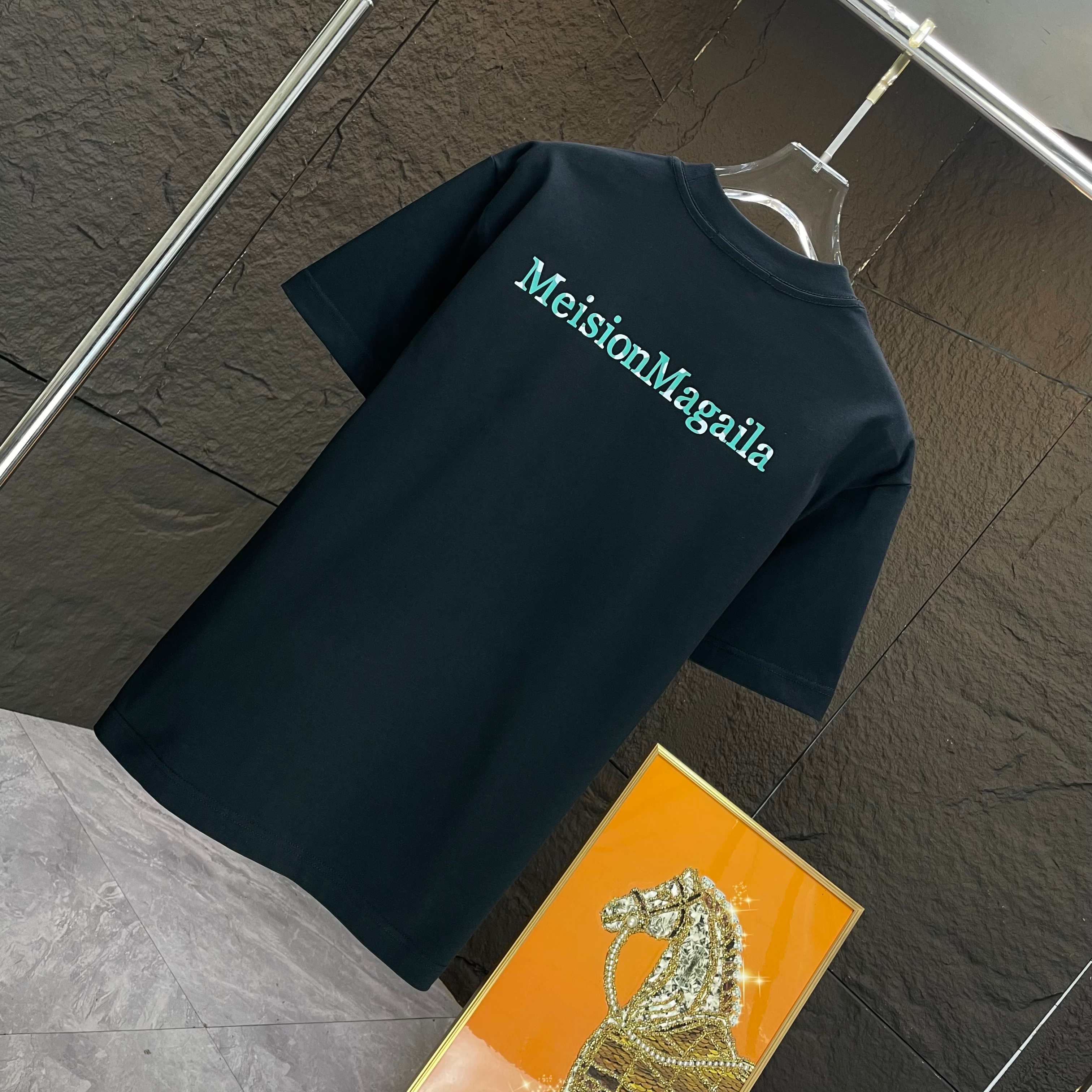 LuxluxHouse Best Quality Clothes T-shirt Chanel & Maison Margiela
