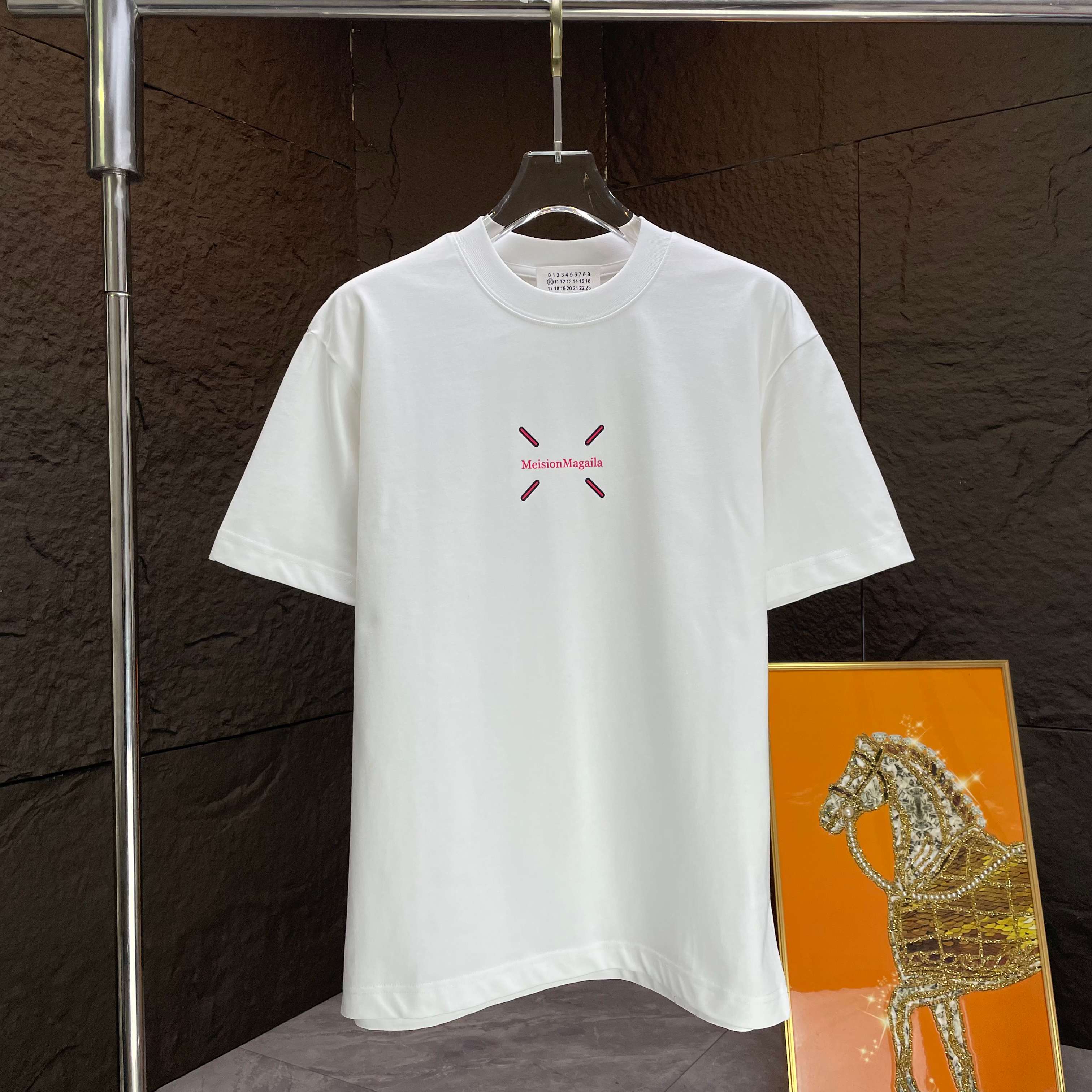 LuxluxHouse Best Quality Clothes T-shirt Chanel & Maison Margiela