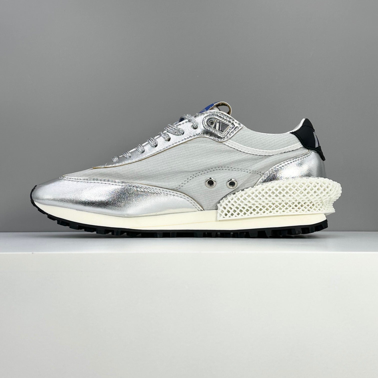 LuxluxHouse Best Quality Shoes Golden Goose