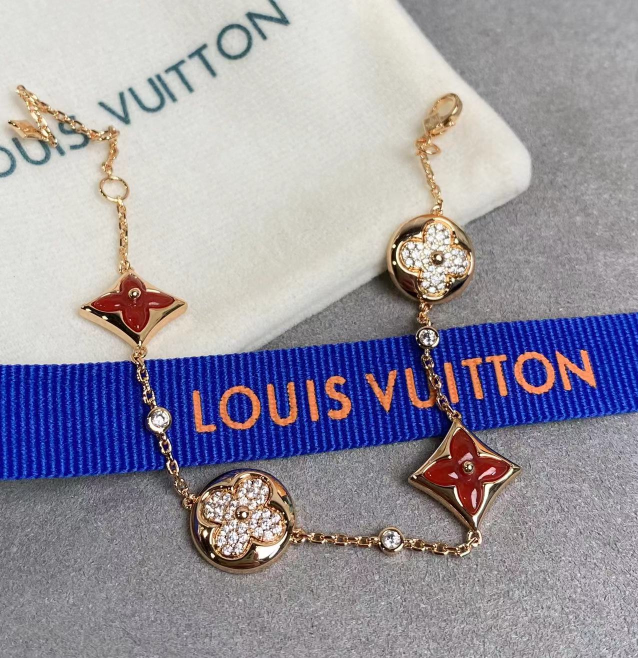 LuxluxHouse Best Quality Accessories Louis Vuitton