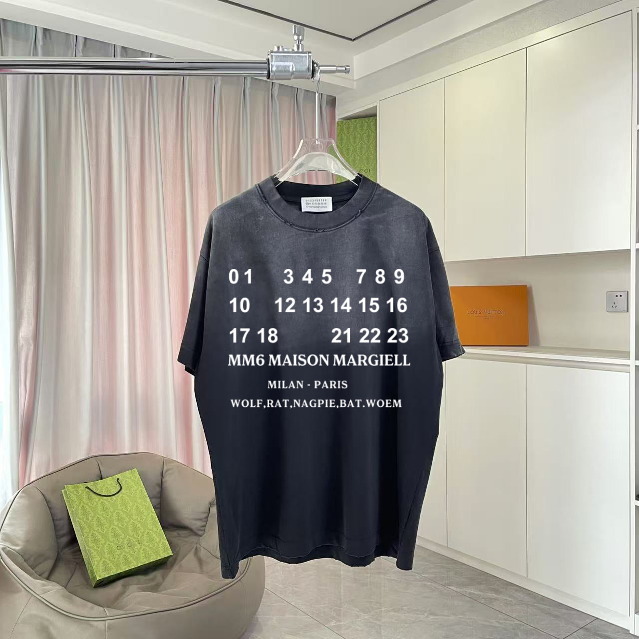 LuxluxHouse Best Quality Clothes T-shirt Chanel & Maison Margiela