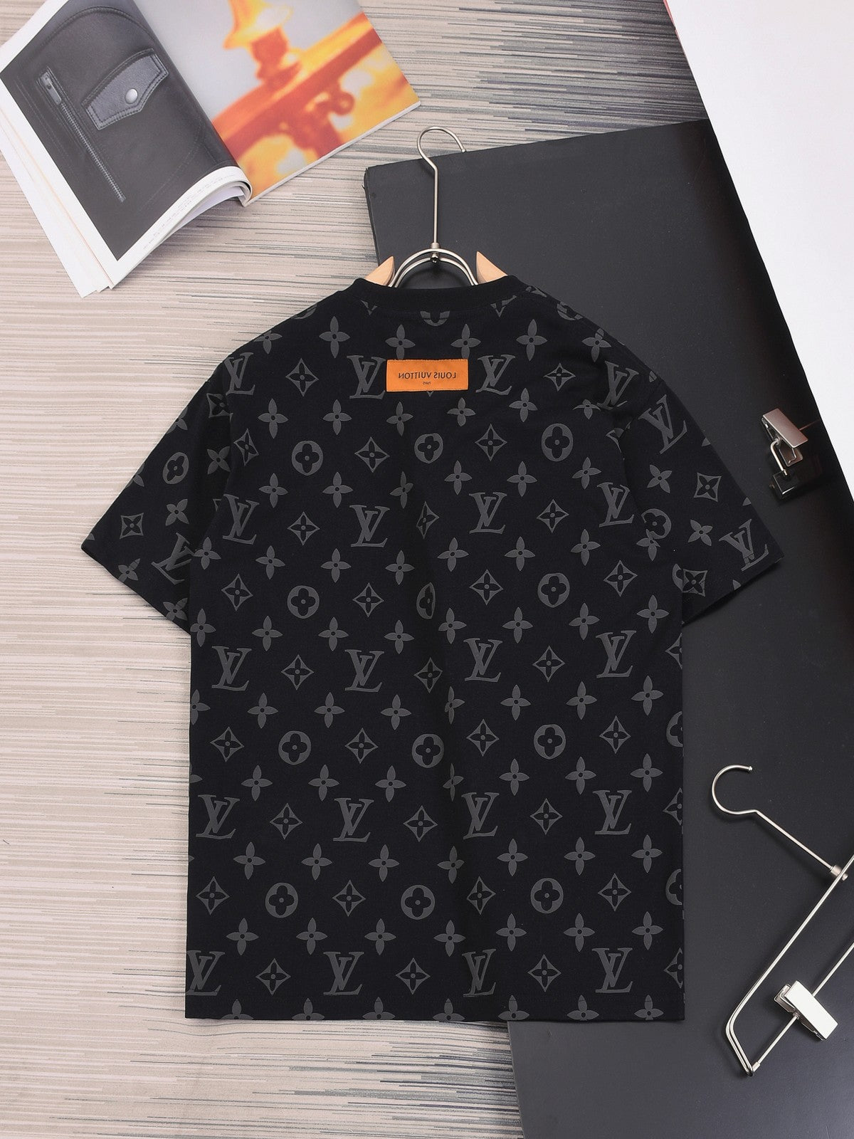LuxluxHouse Best Quality Clothes T-shirt Louis Vuitton