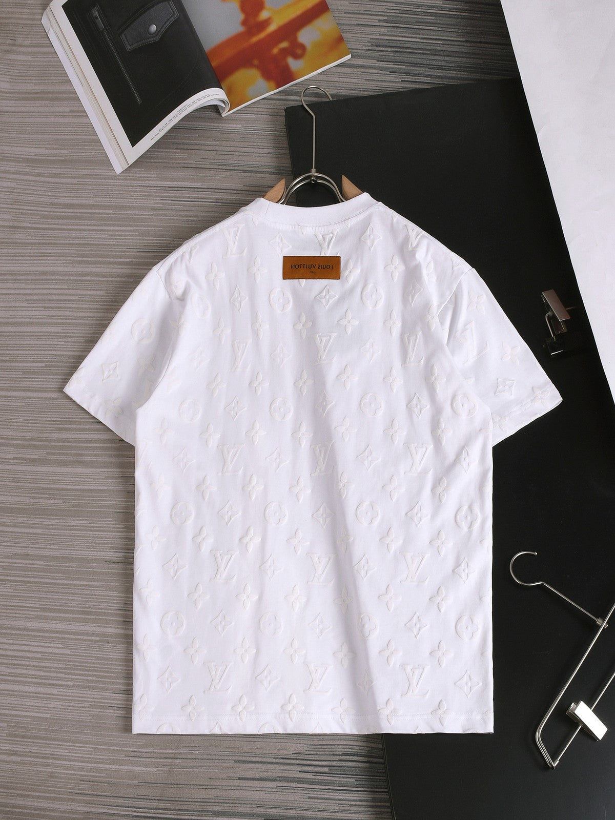 LuxluxHouse Best Quality Clothes T-shirt Louis Vuitton