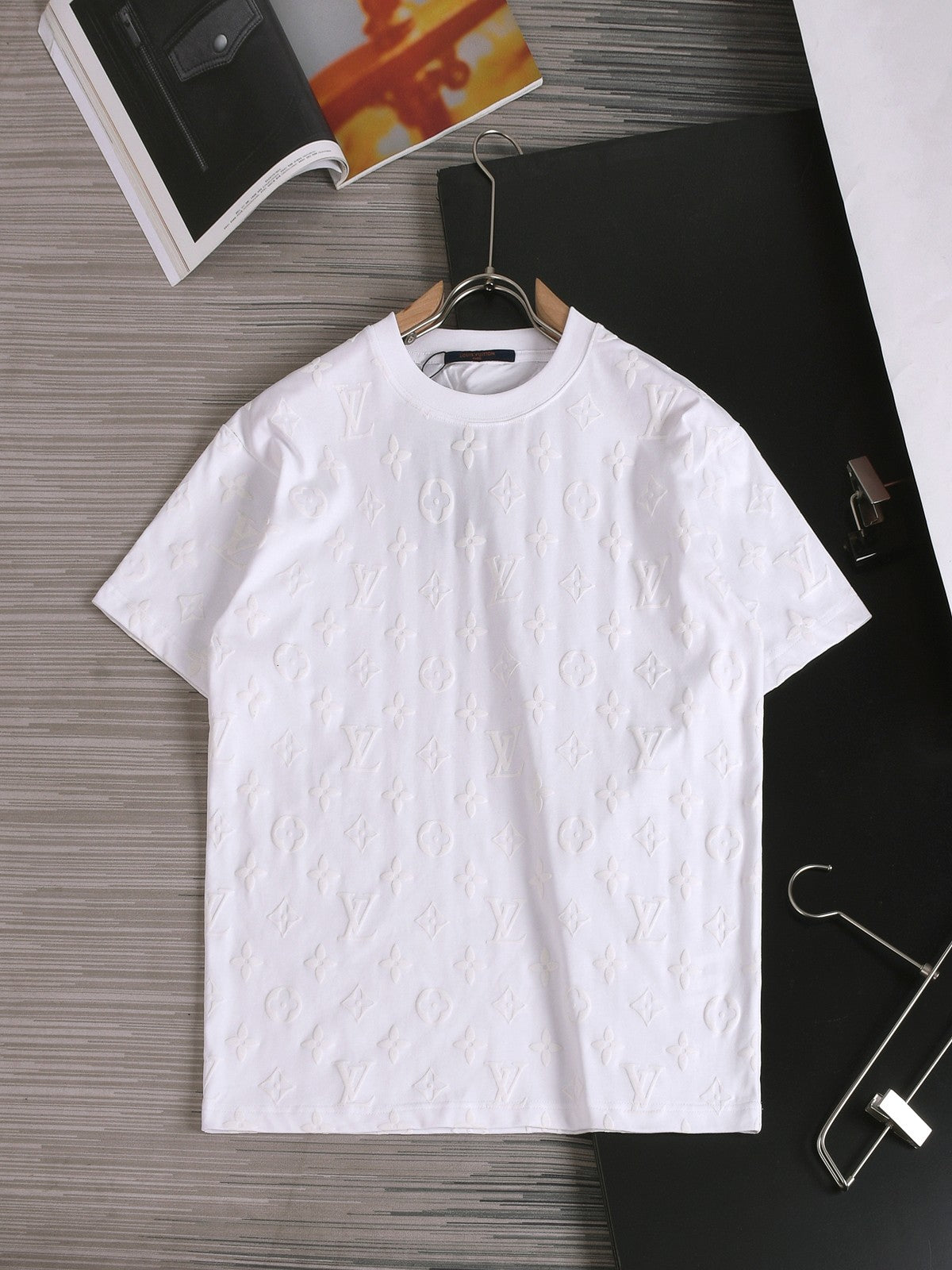 LuxluxHouse Best Quality Clothes T-shirt Louis Vuitton