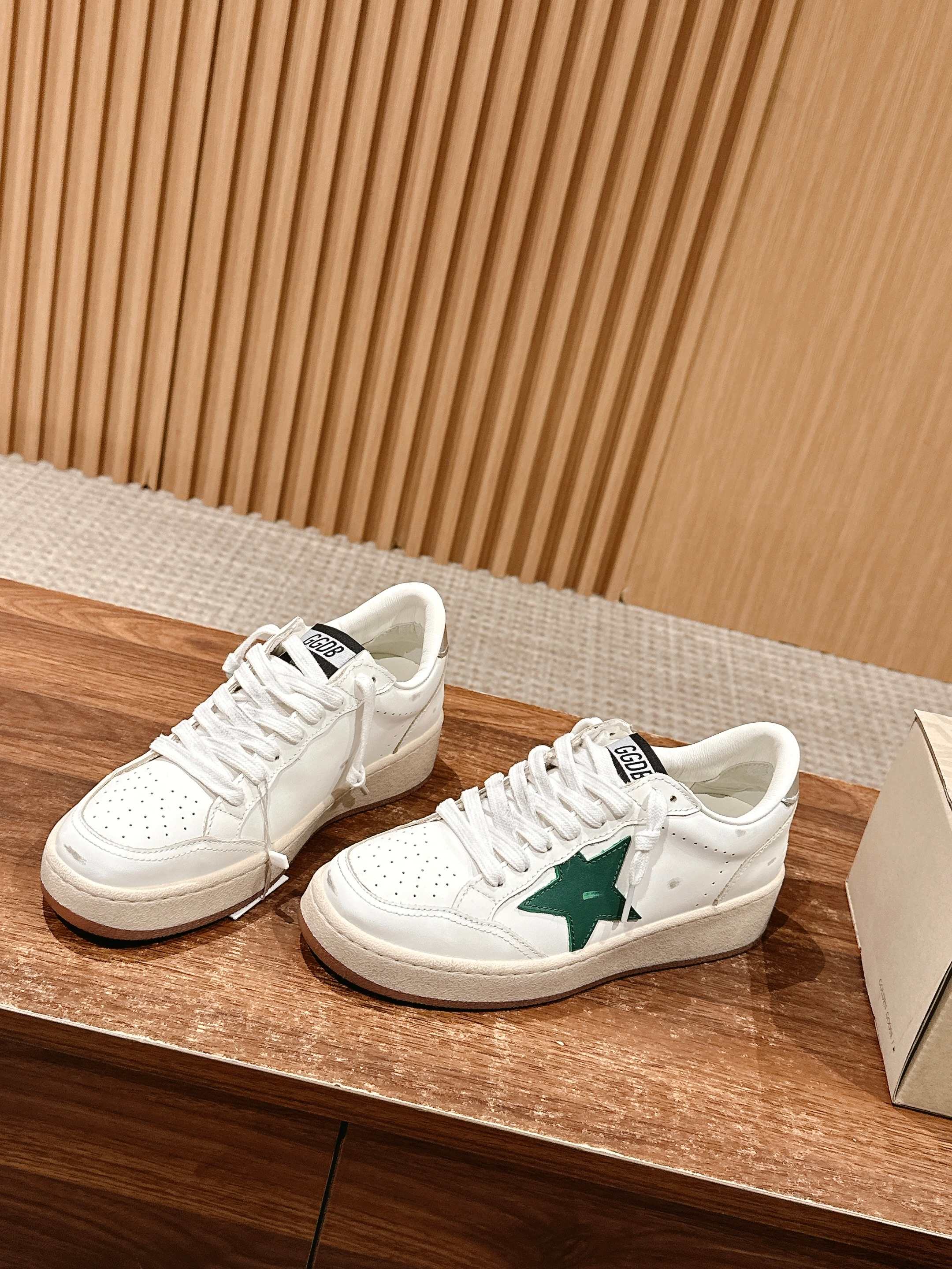 LuxluxHouse Best Quality Shoes Golden Goose