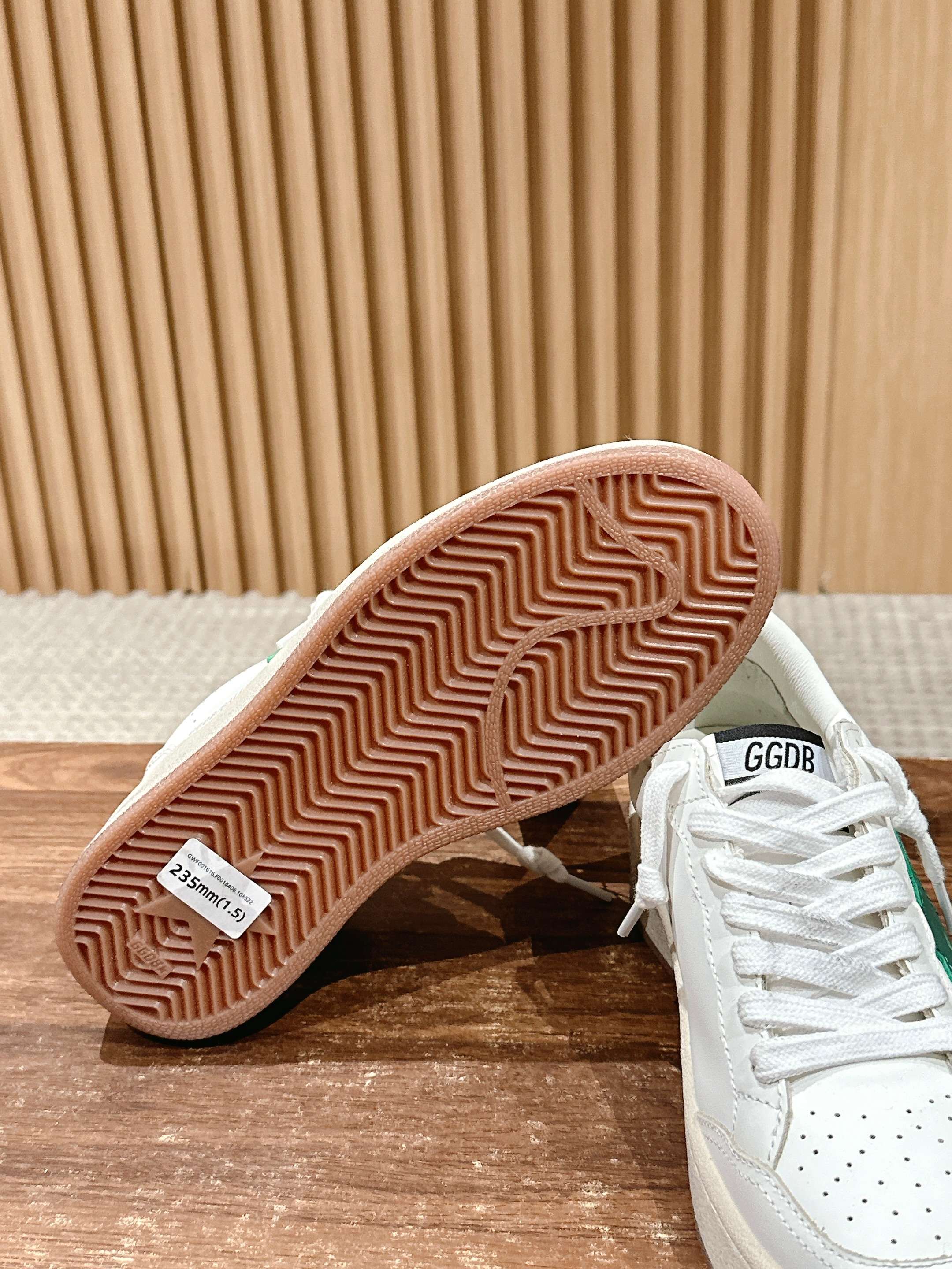 LuxluxHouse Best Quality Shoes Golden Goose