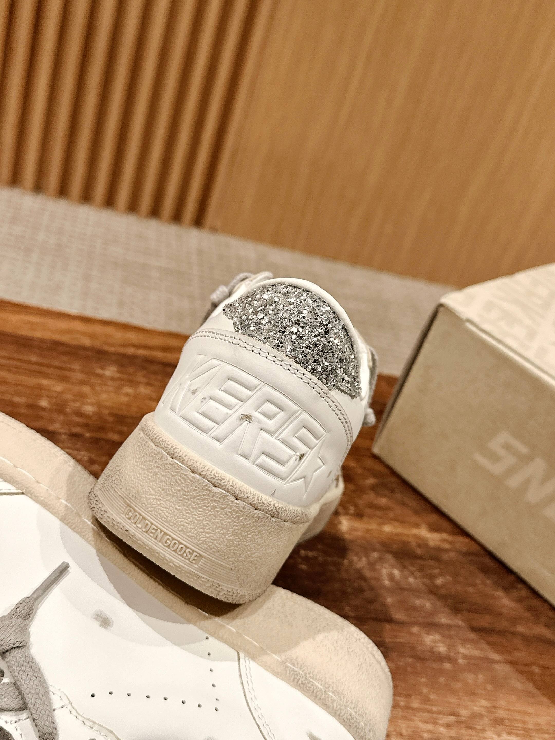 LuxluxHouse Best Quality Shoes Golden Goose