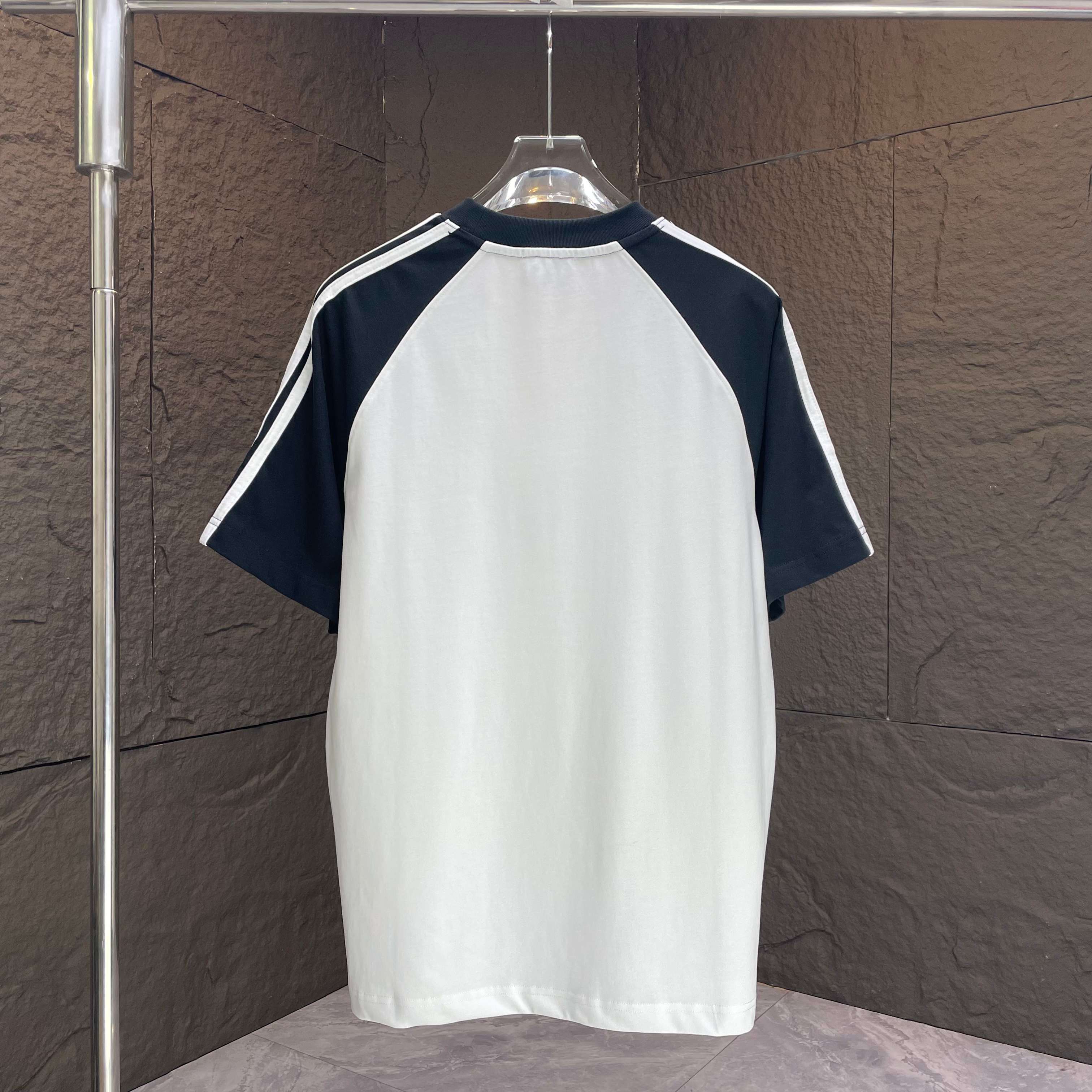 LuxluxHouse Best Quality Clothes Amiri T-shirt