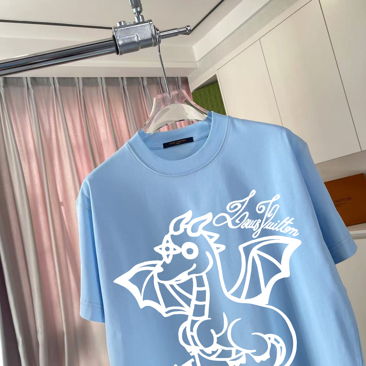 LuxluxHouse Best Quality Clothes T-shirt Louis Vuitton