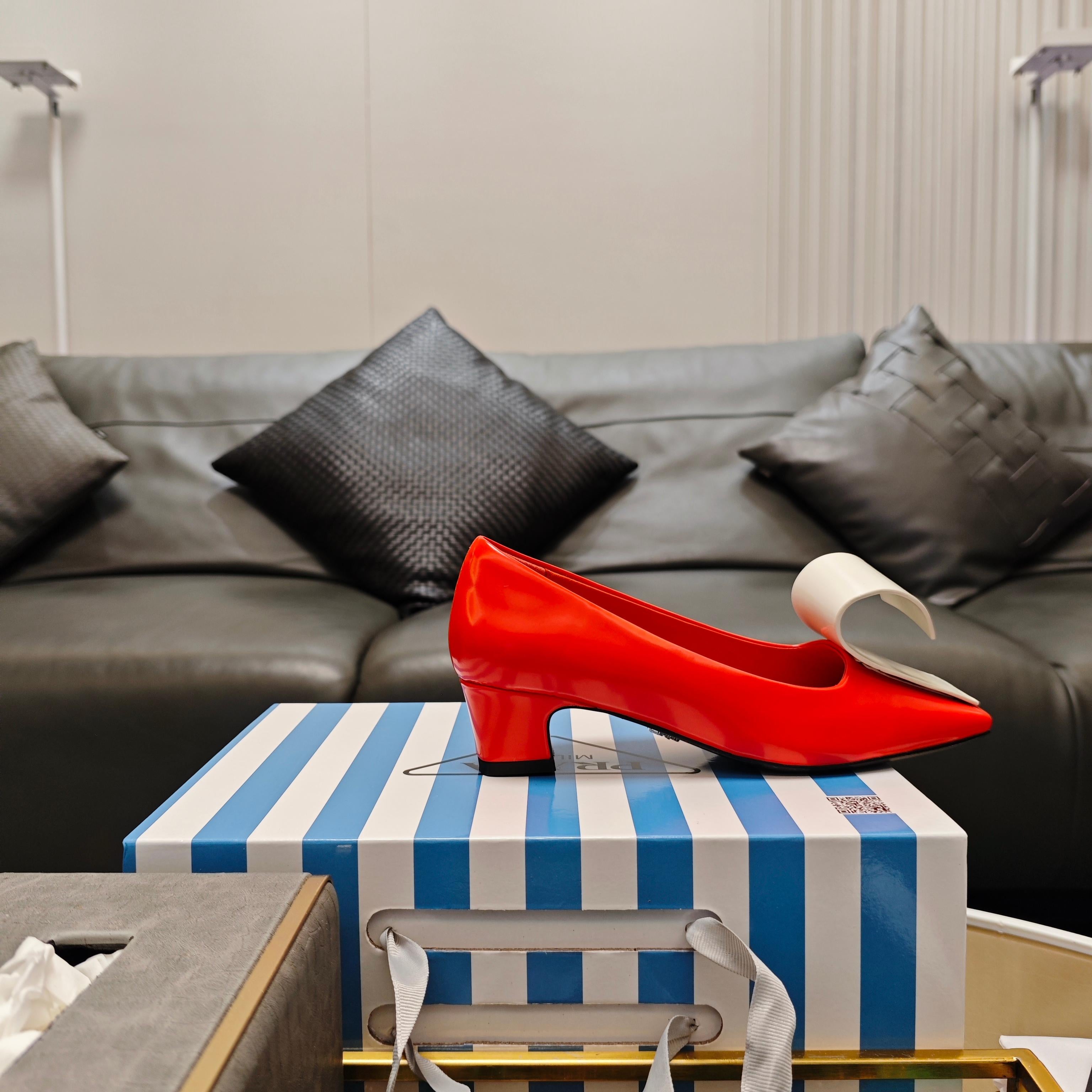 LuxluxHouse Best Quality Women Shoes Prada